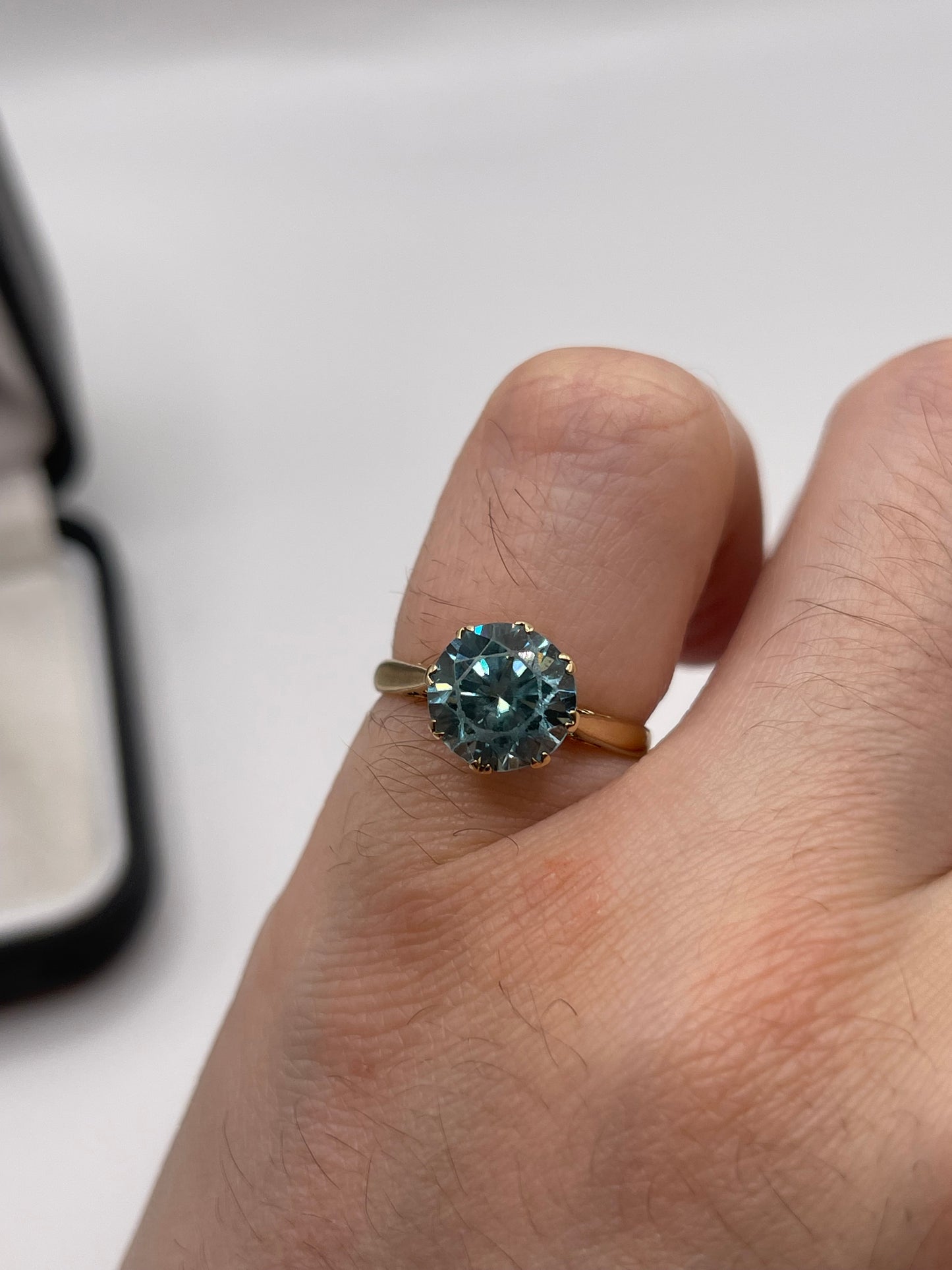 9ct gold blue zircon ring
