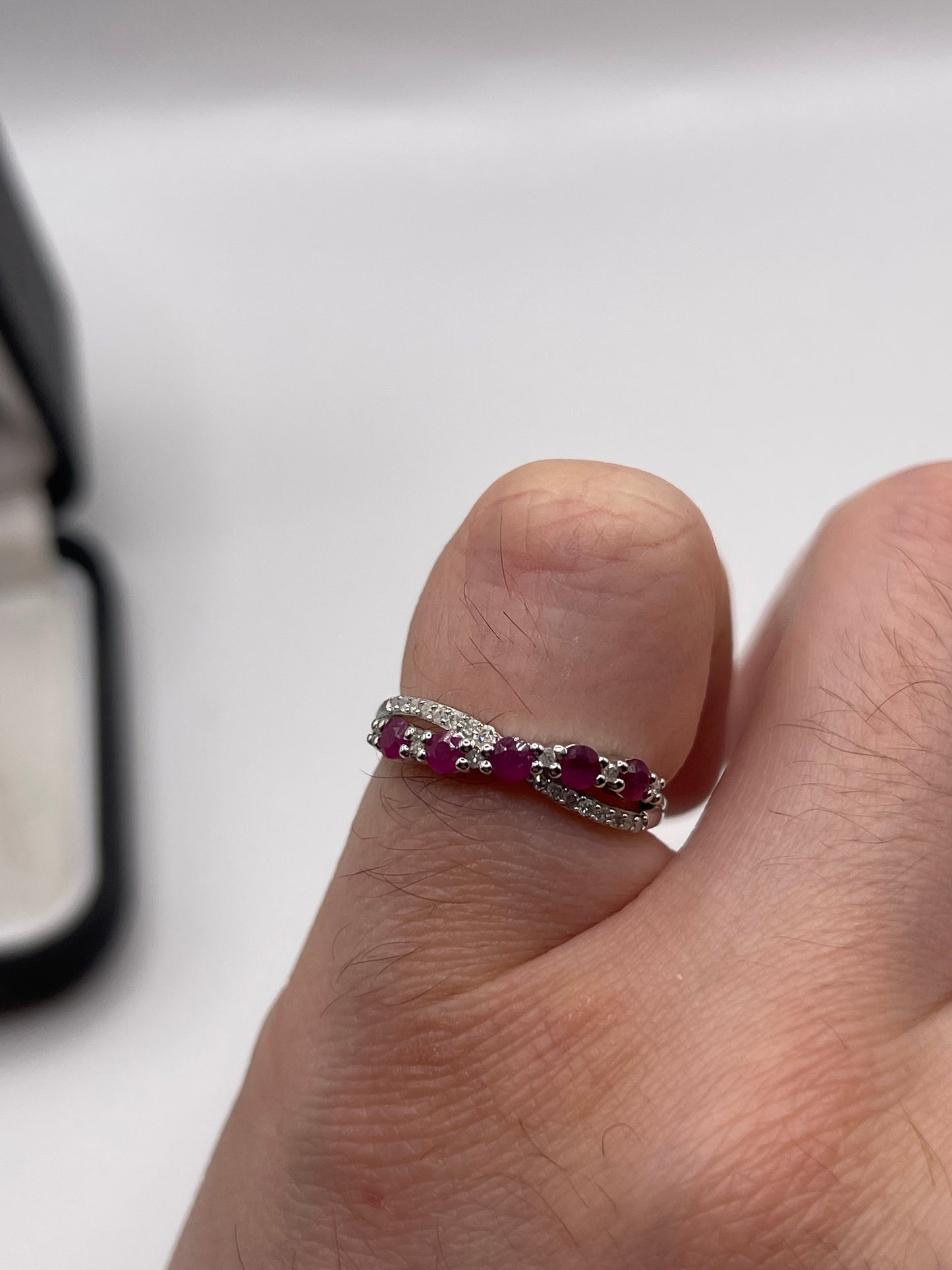 9ct white gold ruby and diamond ring