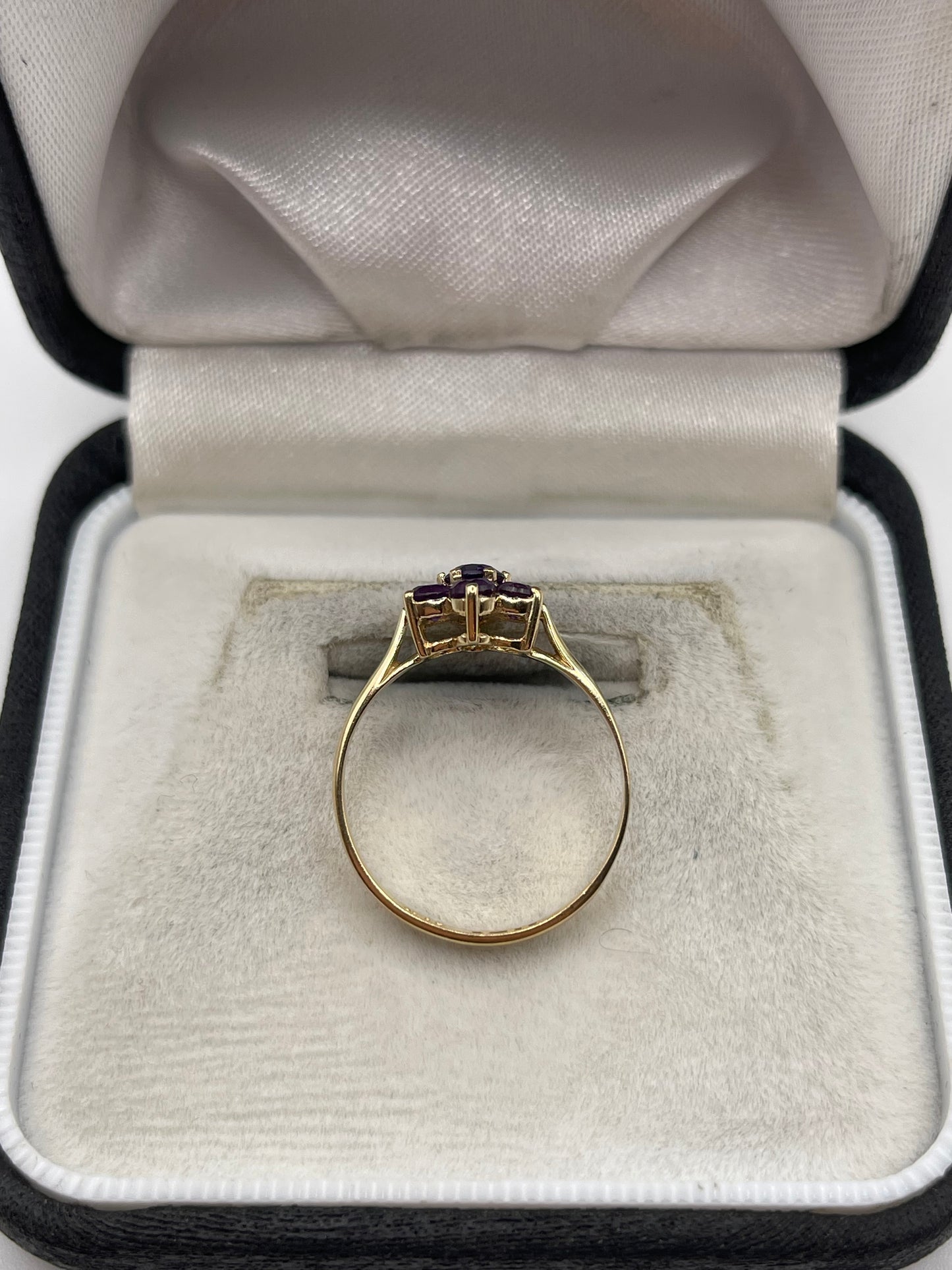 9ct gold amethyst cluster ring