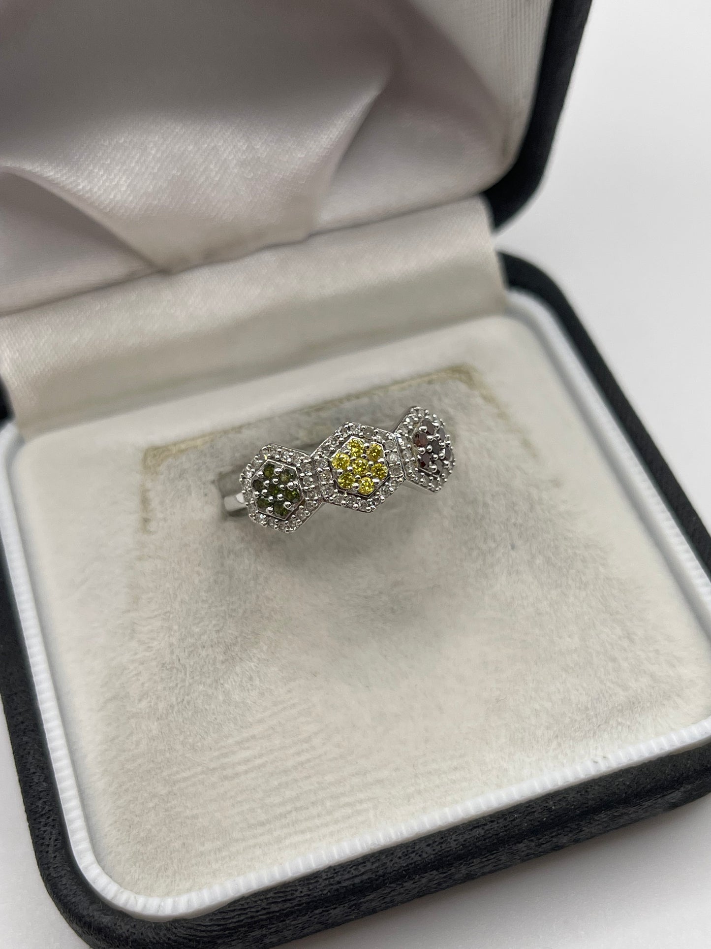 9ct white gold diamond cluster ring