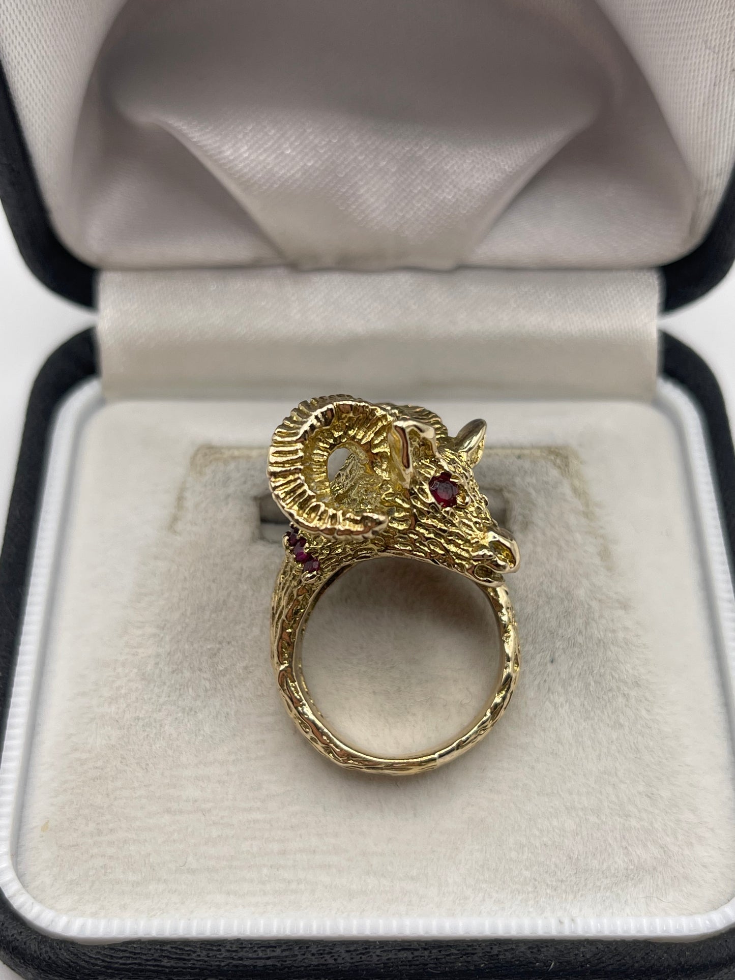 Heavy 9ct gold ruby ram ring