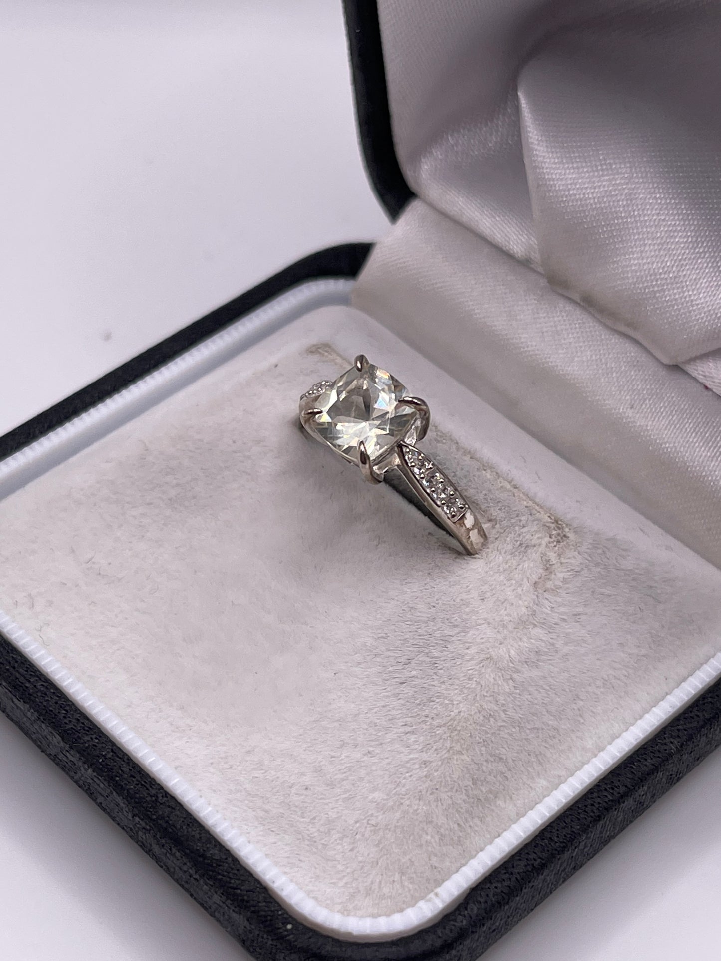 Silver quartz and zircon ring