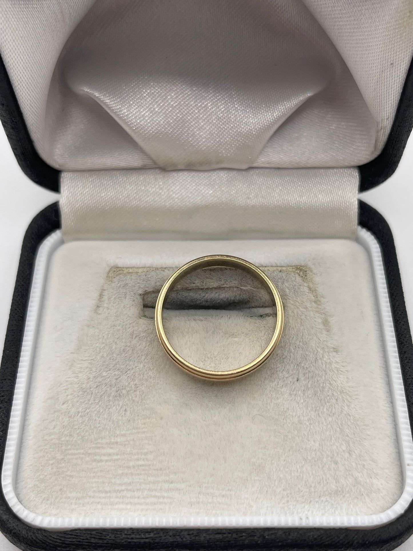 9ct gold band