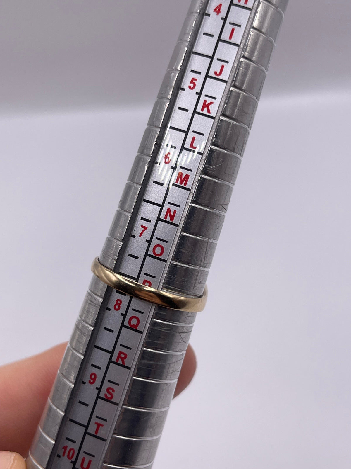 9ct gold topaz and diamond ring