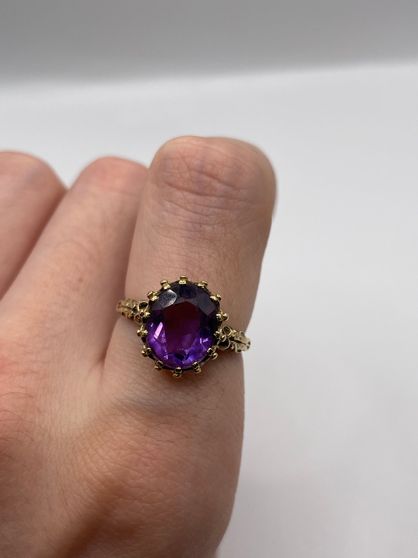 9ct gold amethyst ring