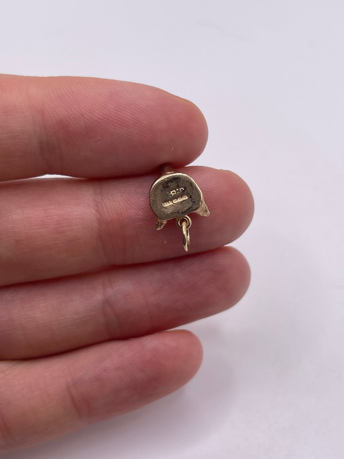 9ct gold fox charm