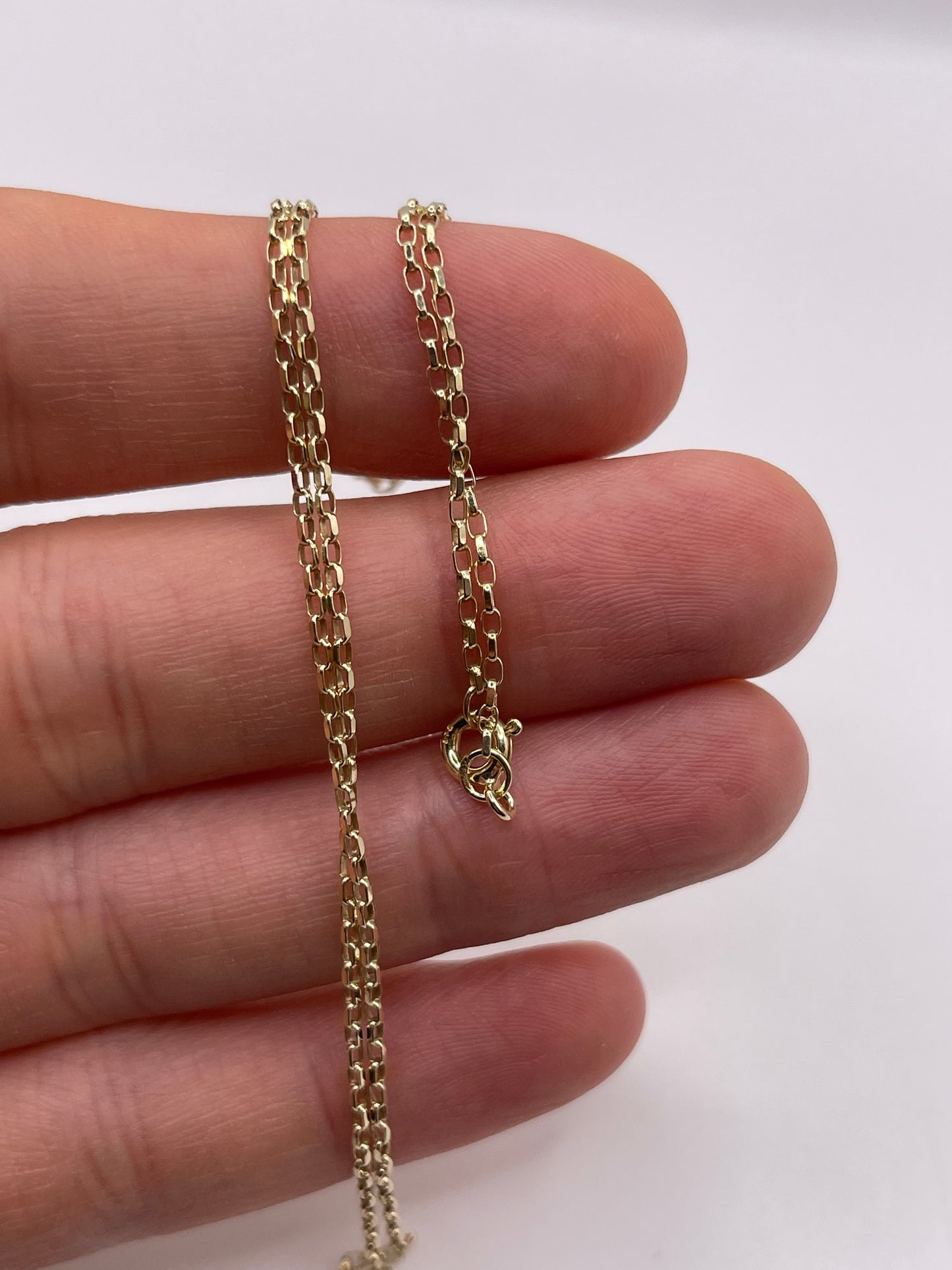 9ct gold chain 397