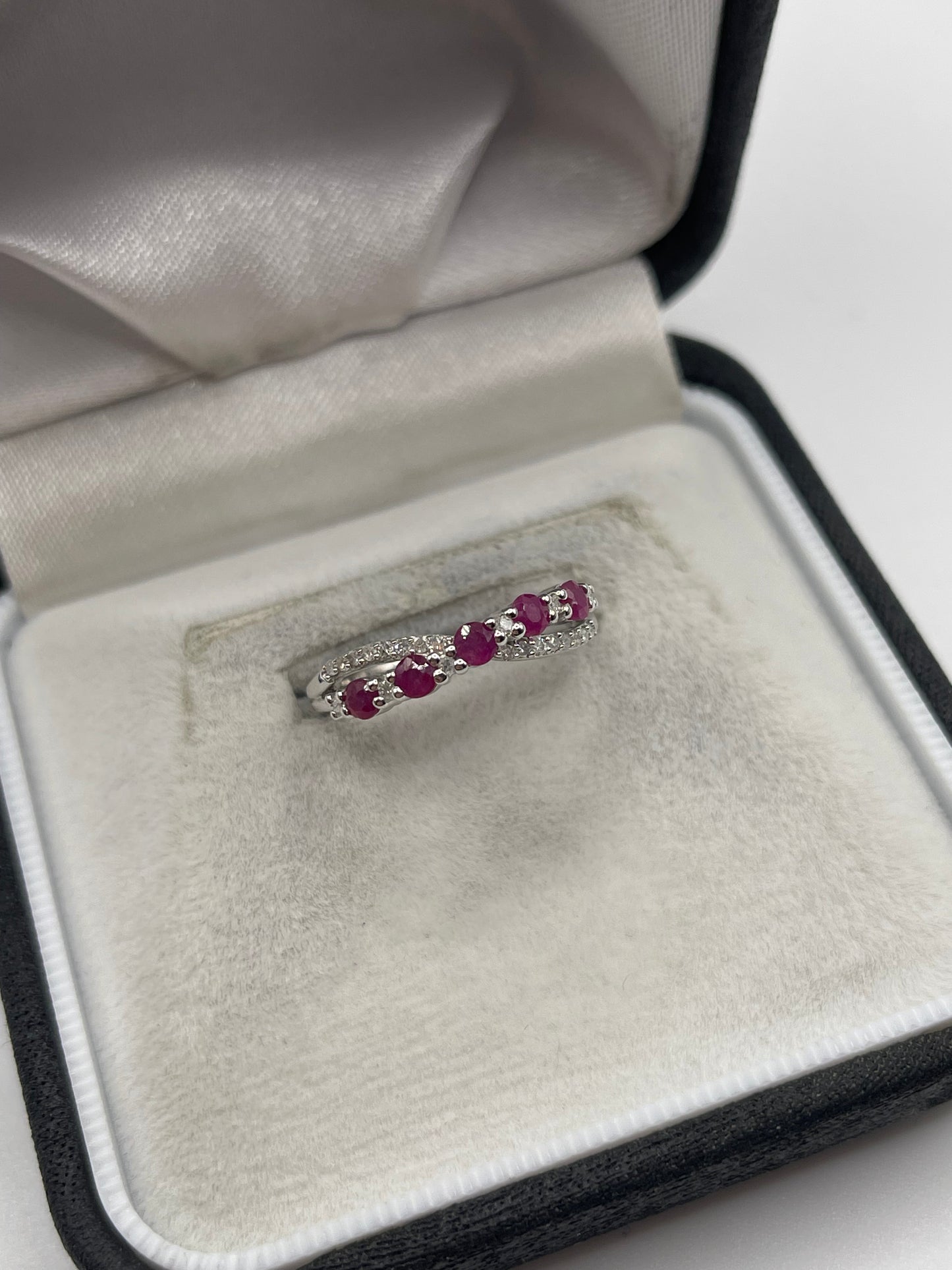 9ct white gold ruby and diamond ring