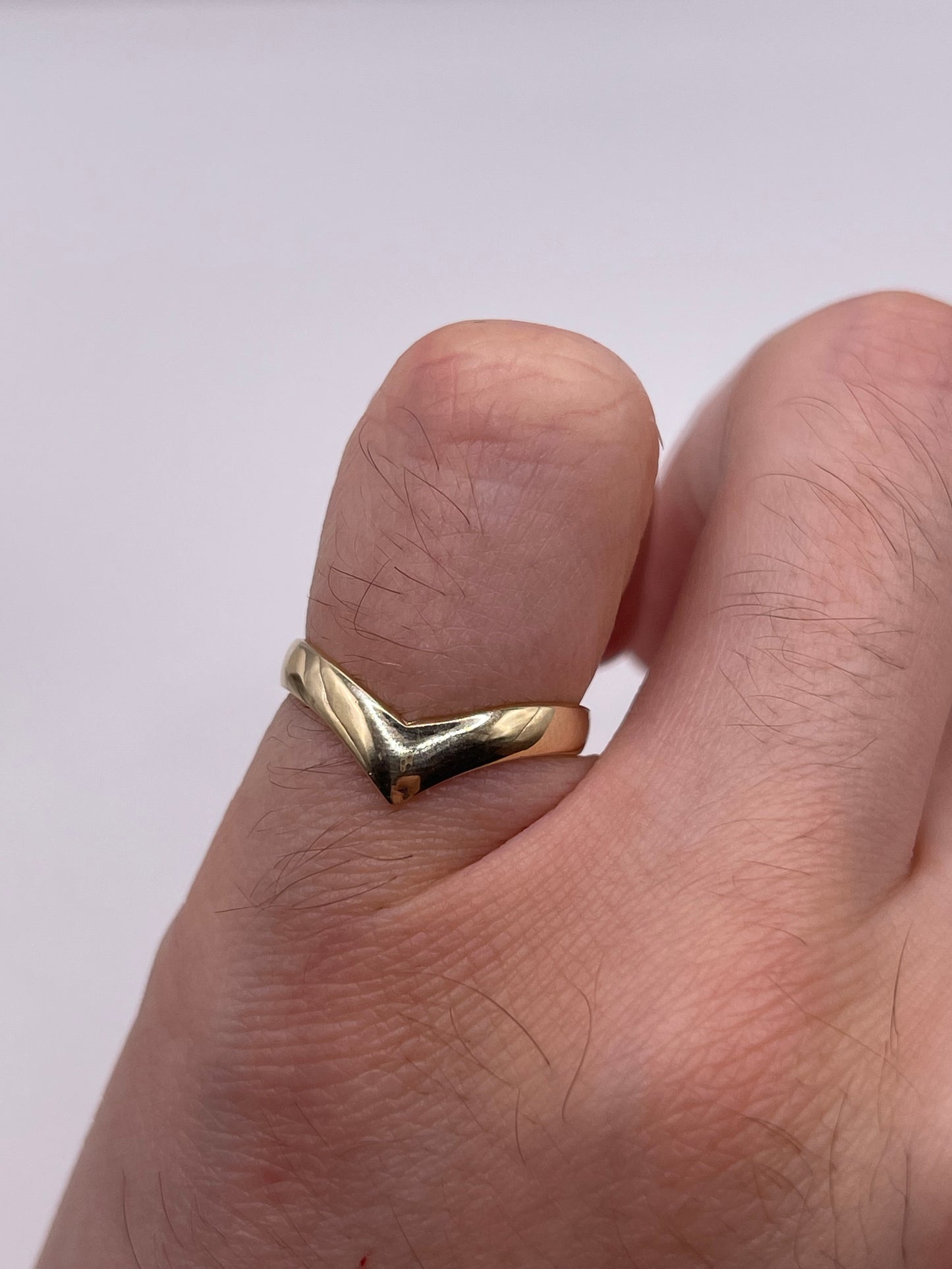 9ct gold wishbone ring
