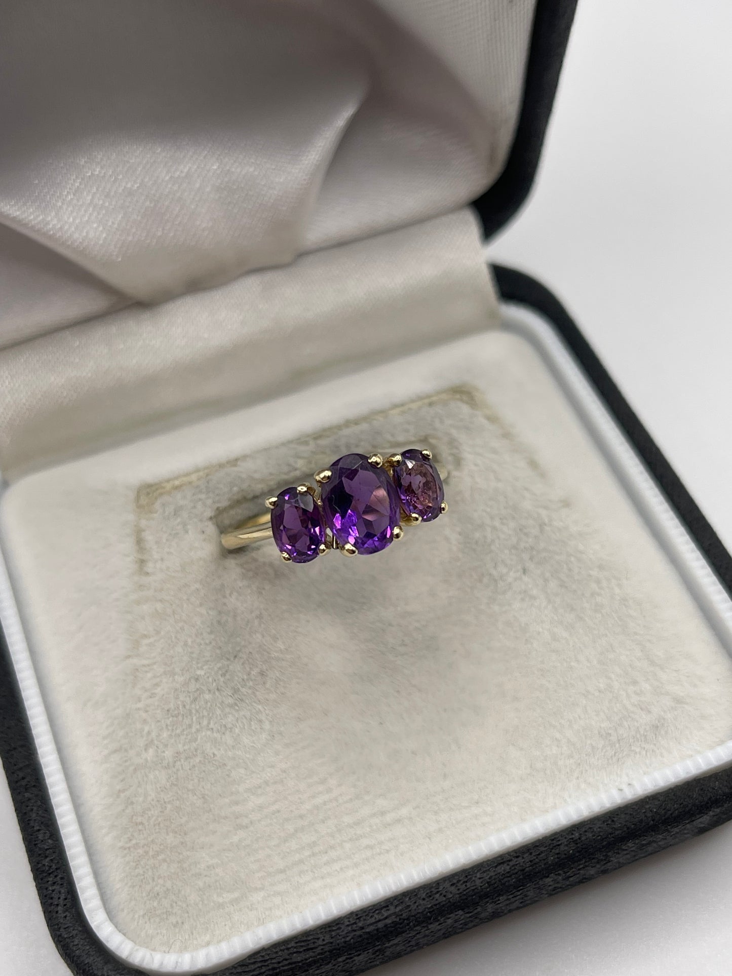 9ct gold amethyst ring