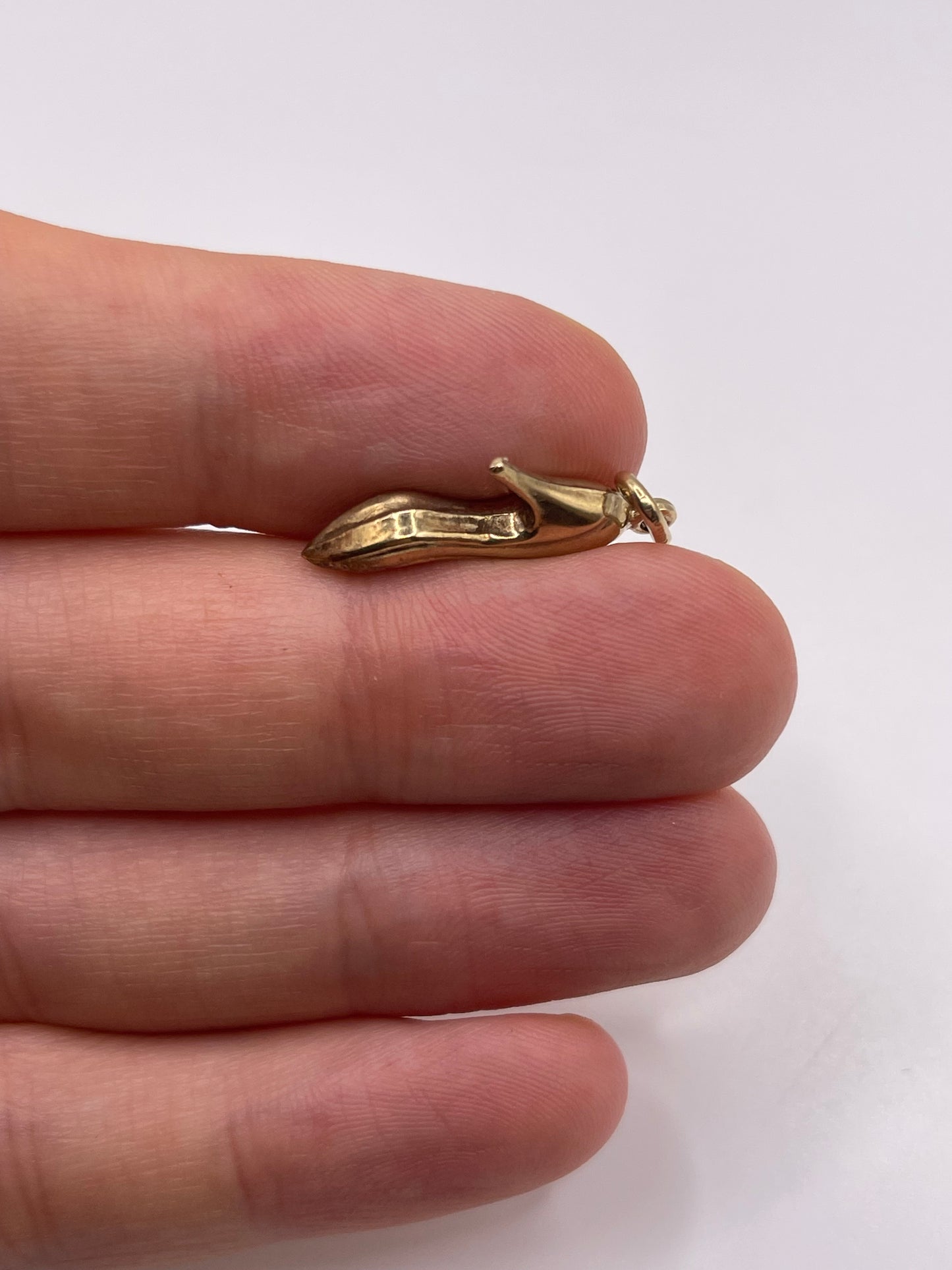9ct gold heel charm