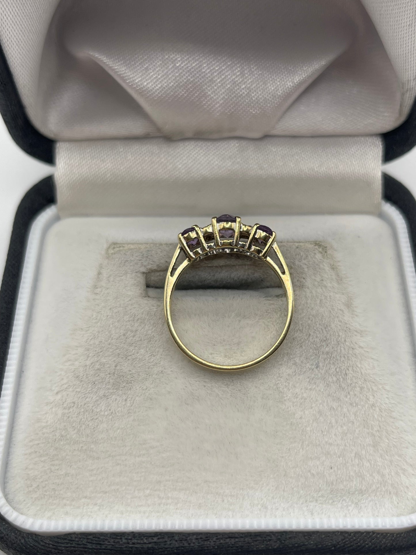 9ct gold amethyst and diamond ring