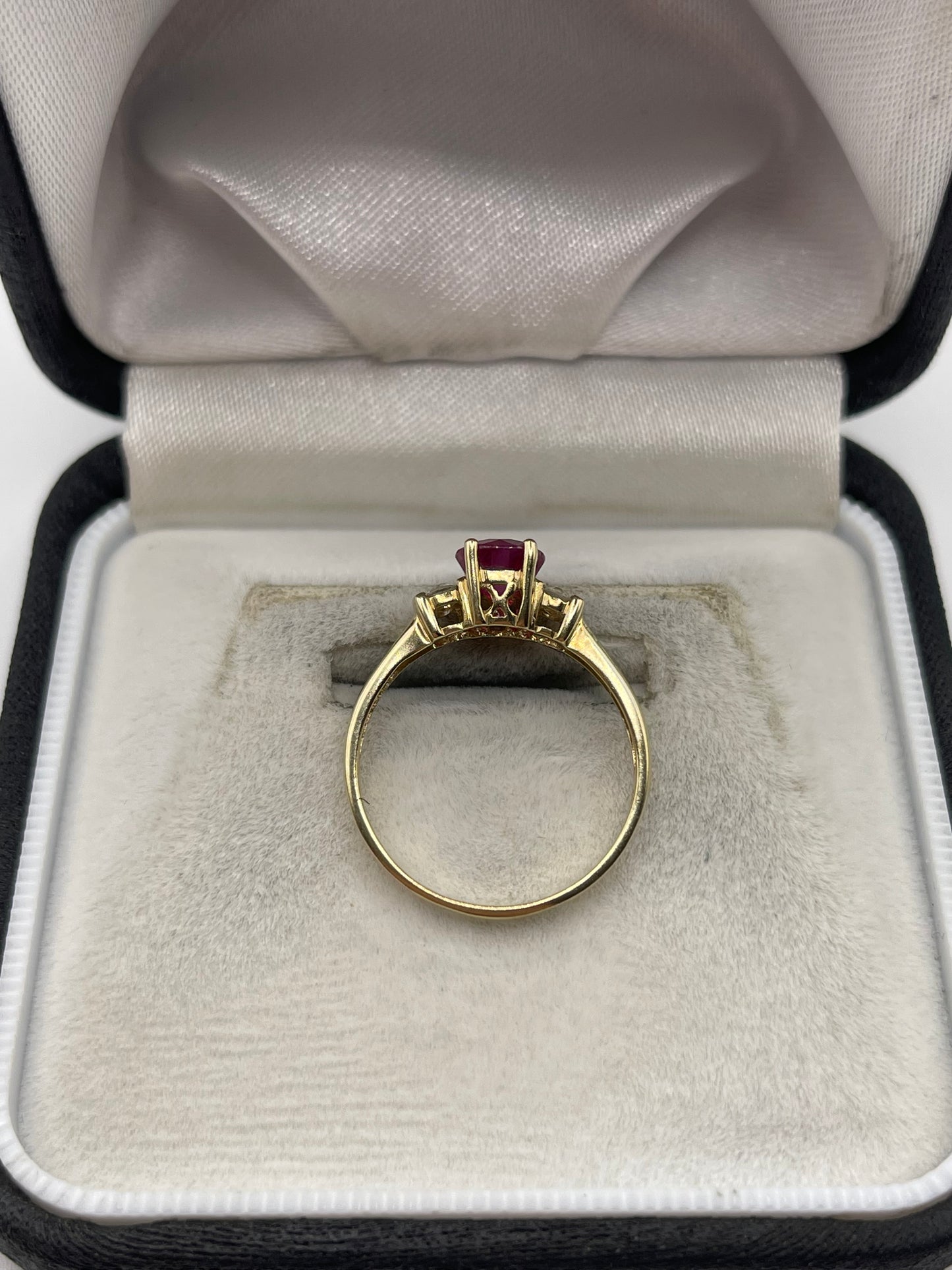 9ct gold ruby and zircon ring