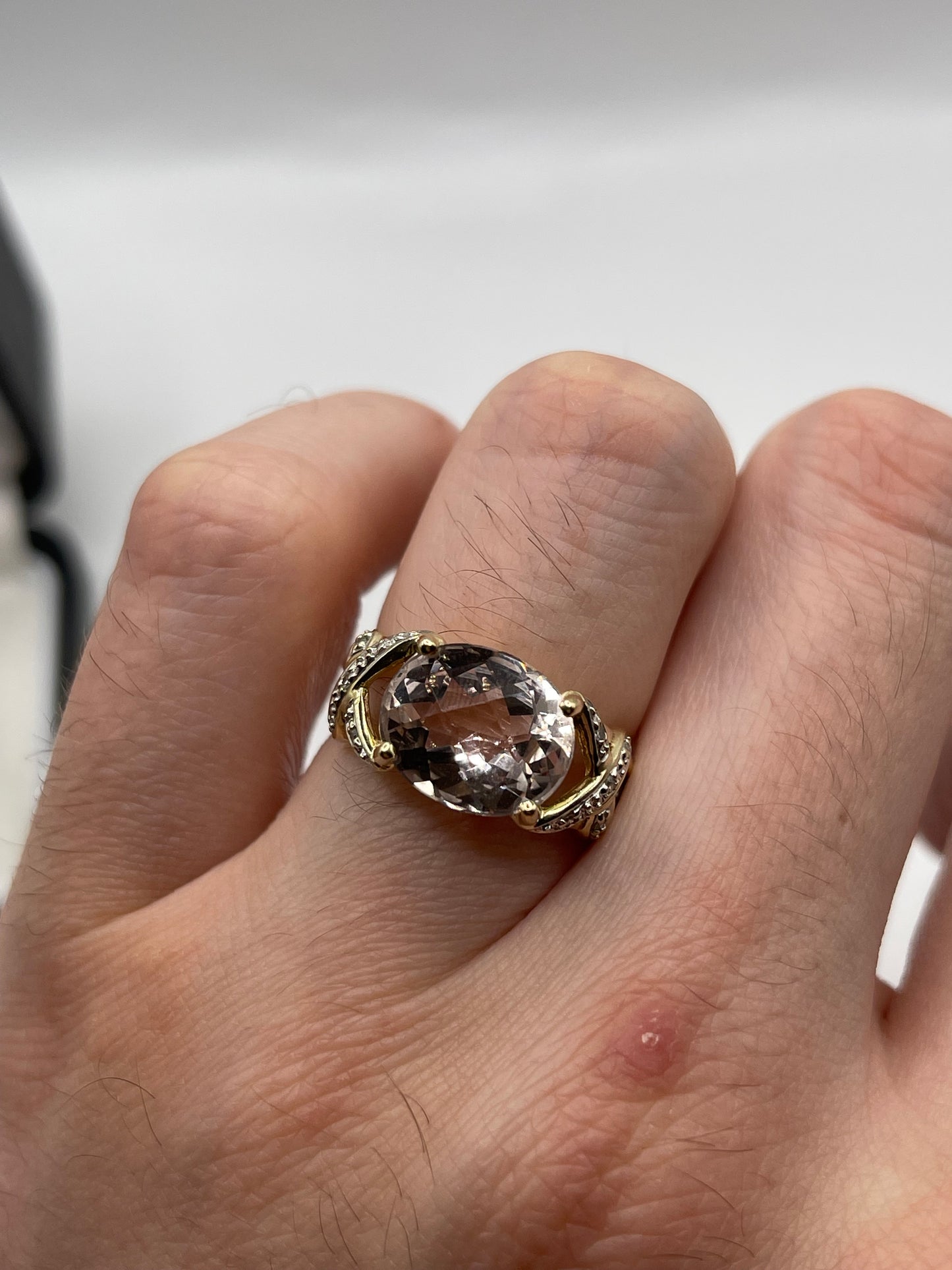 9ct gold kunzite and diamond ring