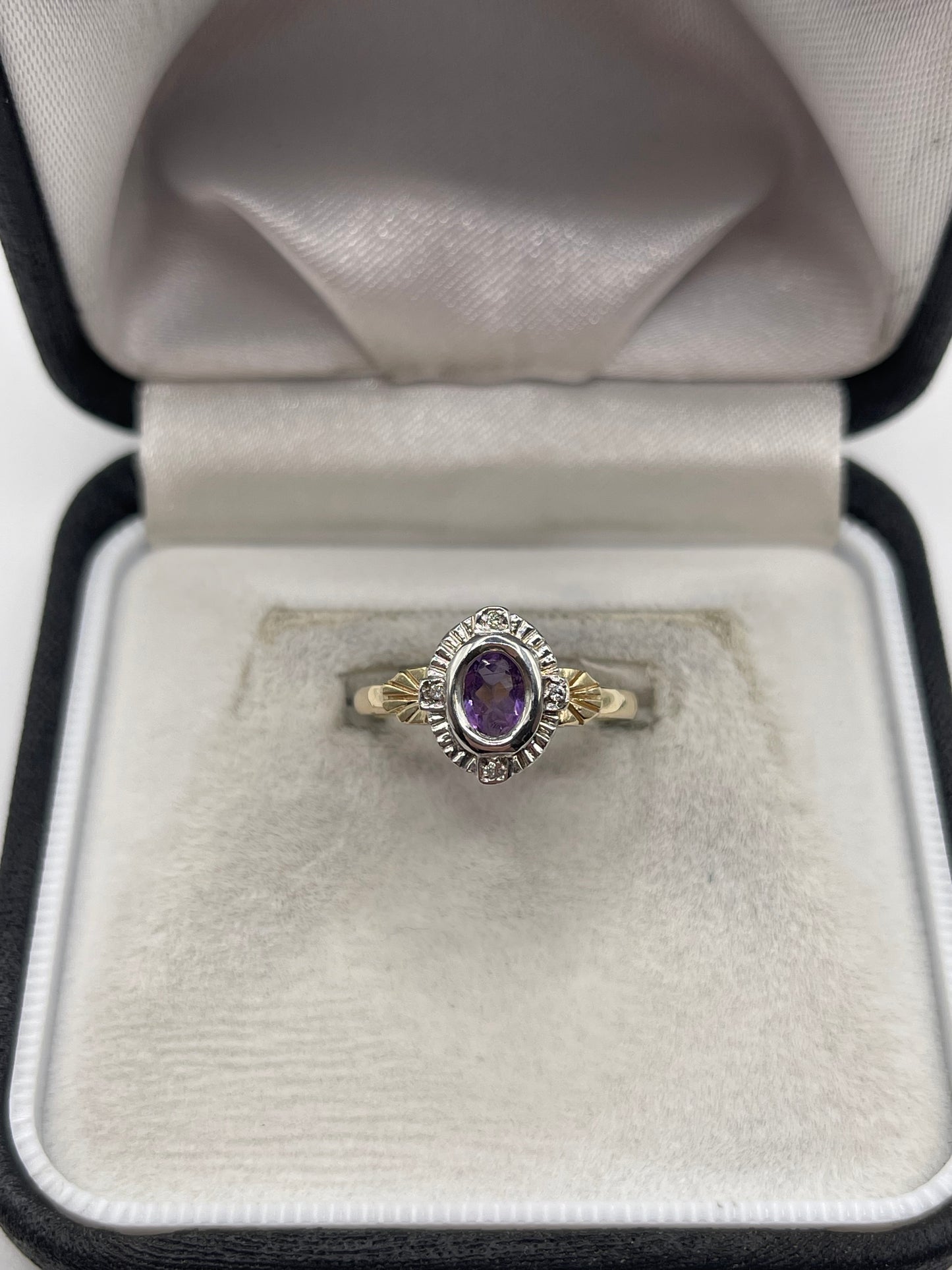 9ct gold amethyst and diamond ring