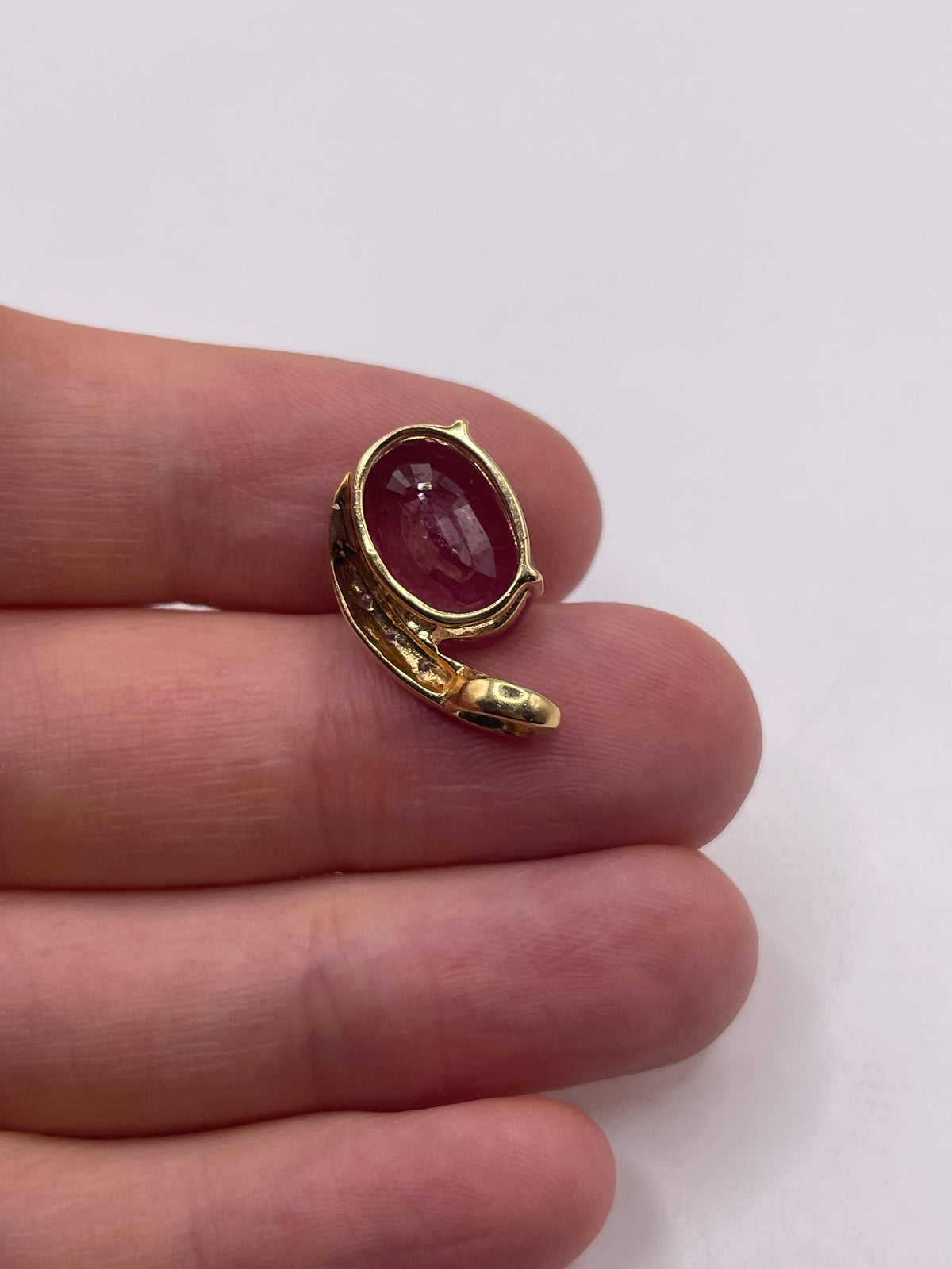 18ct gold ruby and diamond pendant