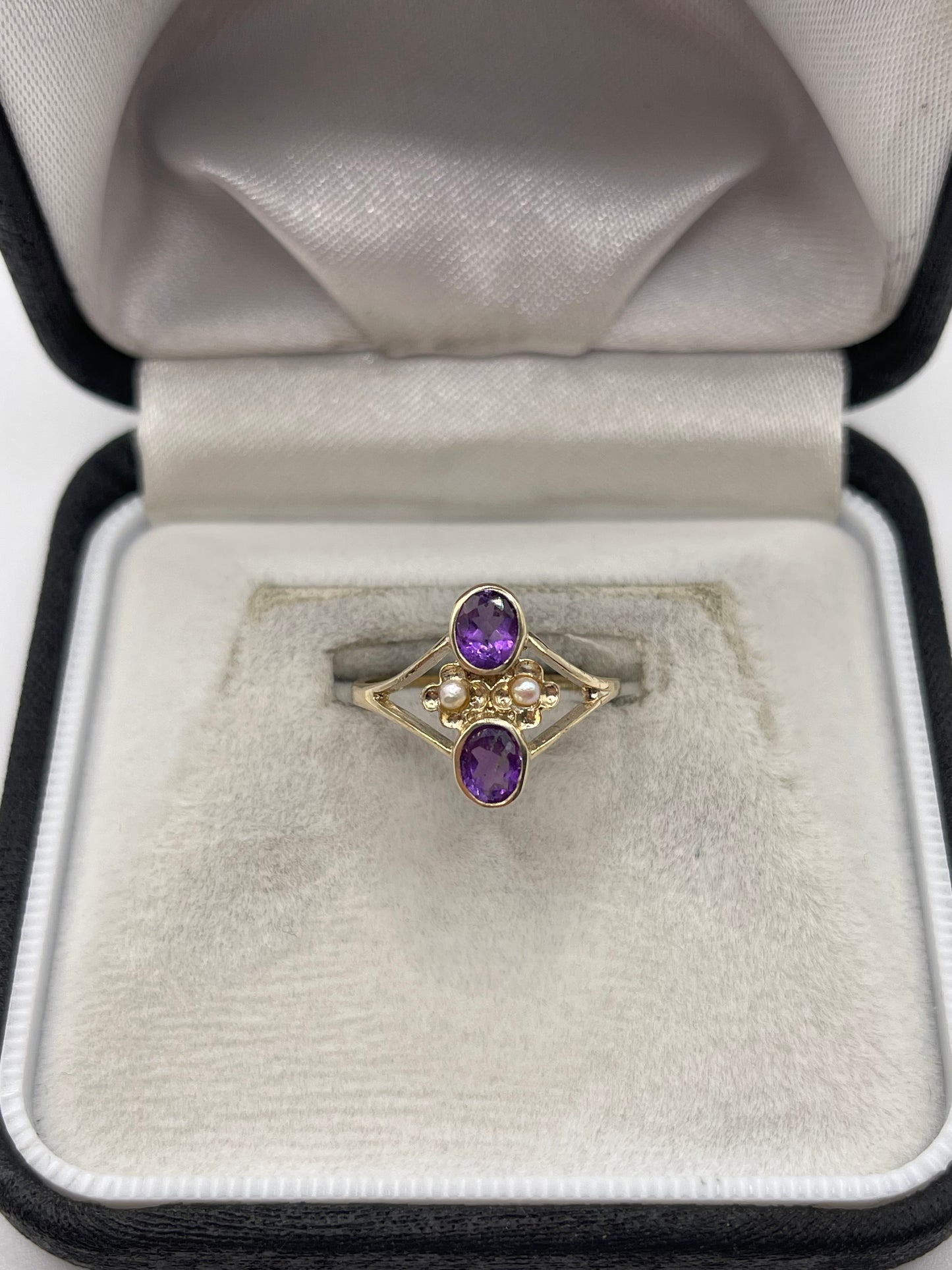 9ct gold amethyst and pearl ring