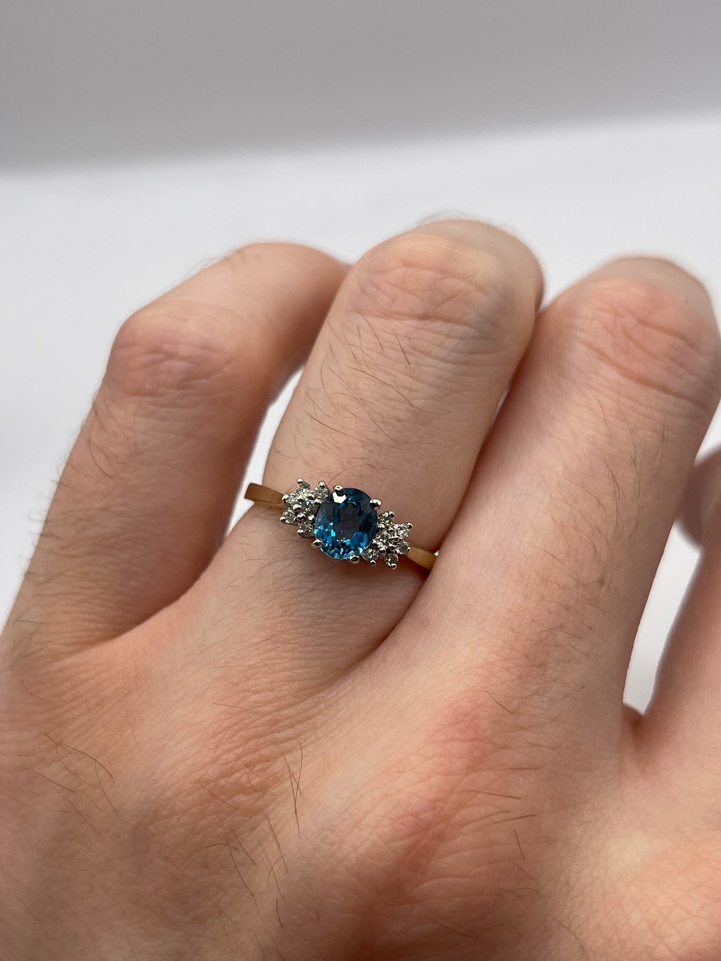 9ct gold topaz and diamond ring
