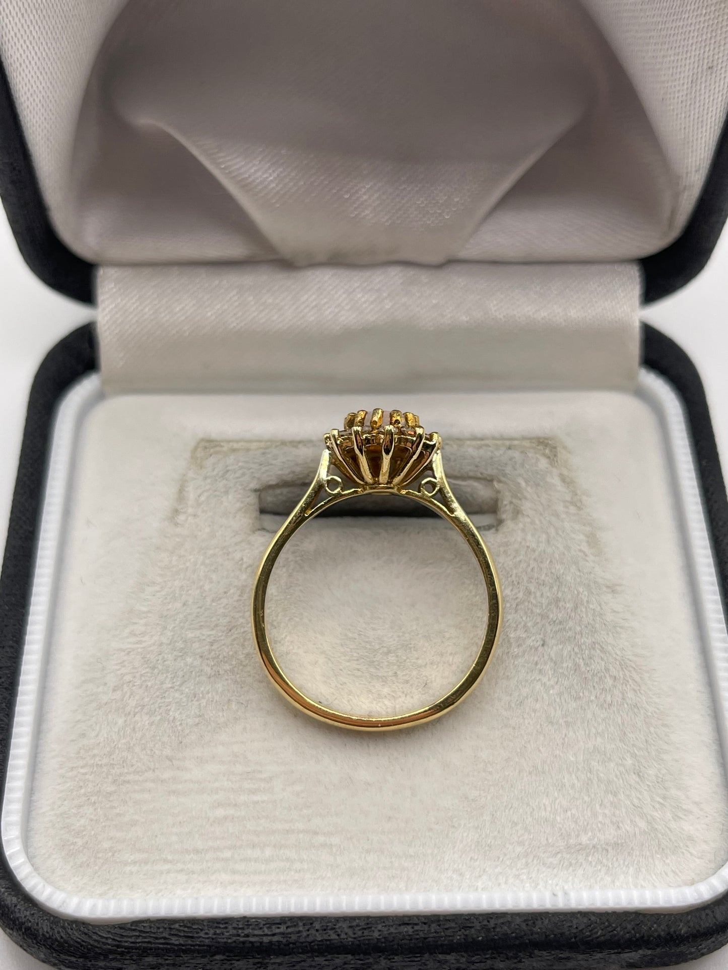 18ct gold opal and diamond ring