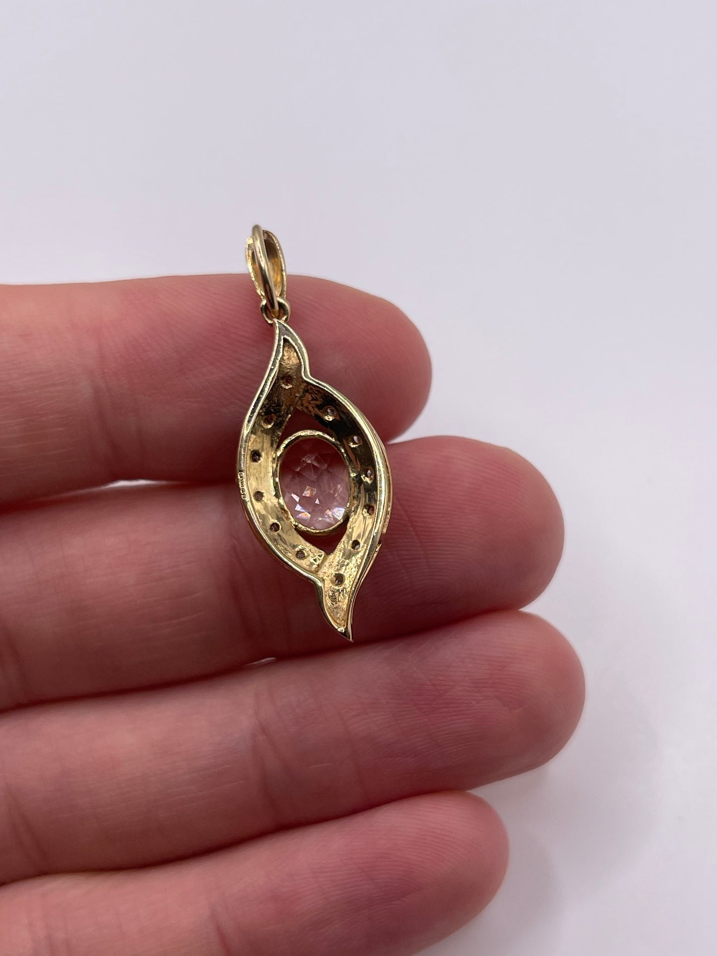 9ct gold morganite and diamond pendant