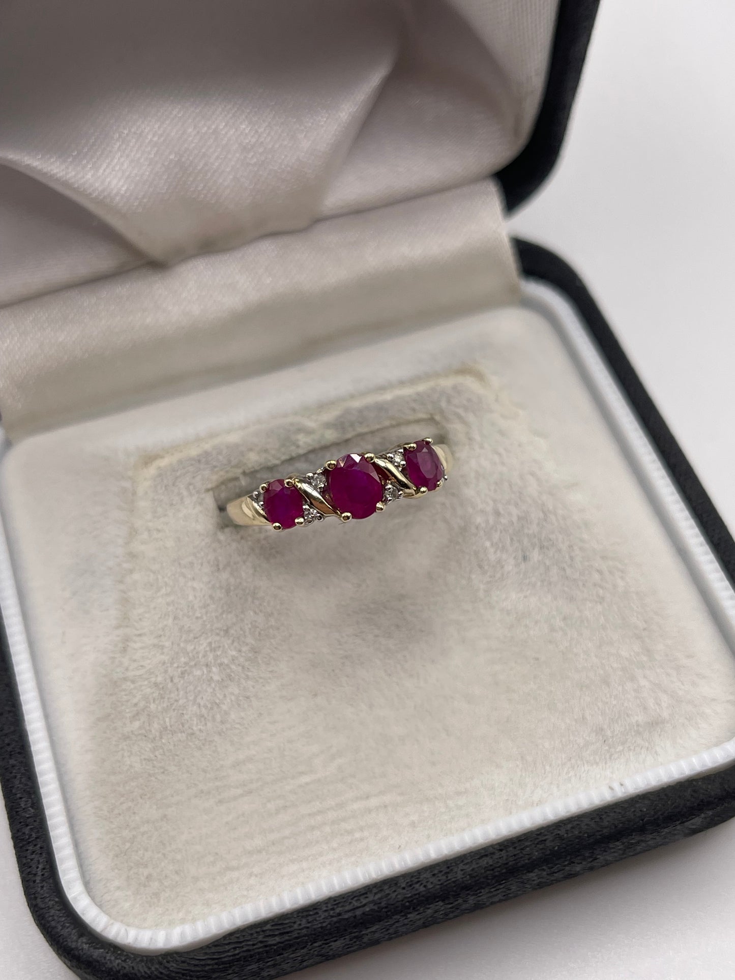 9ct gold ruby and diamond ring