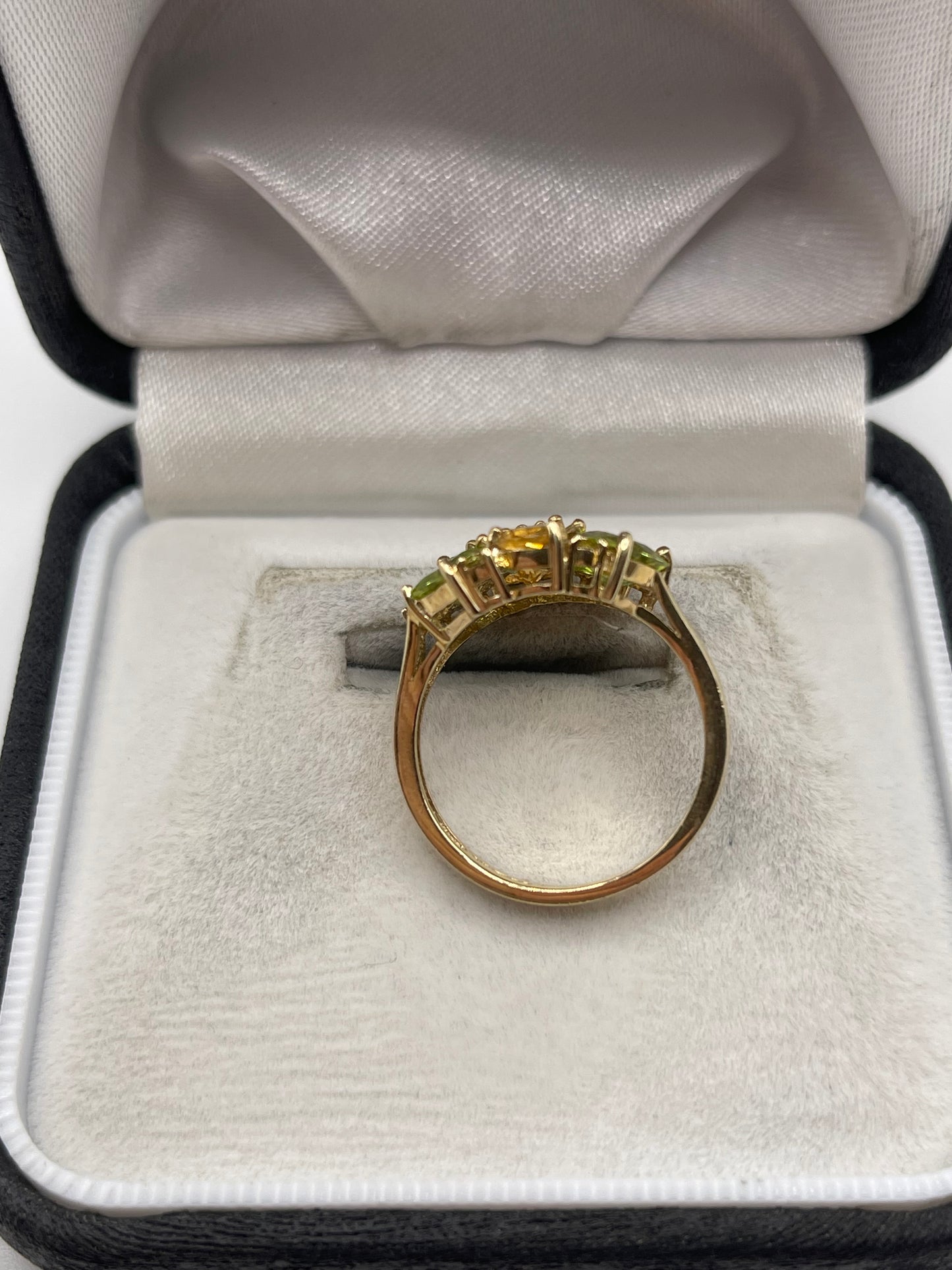 9ct gold citrine and peridot ring