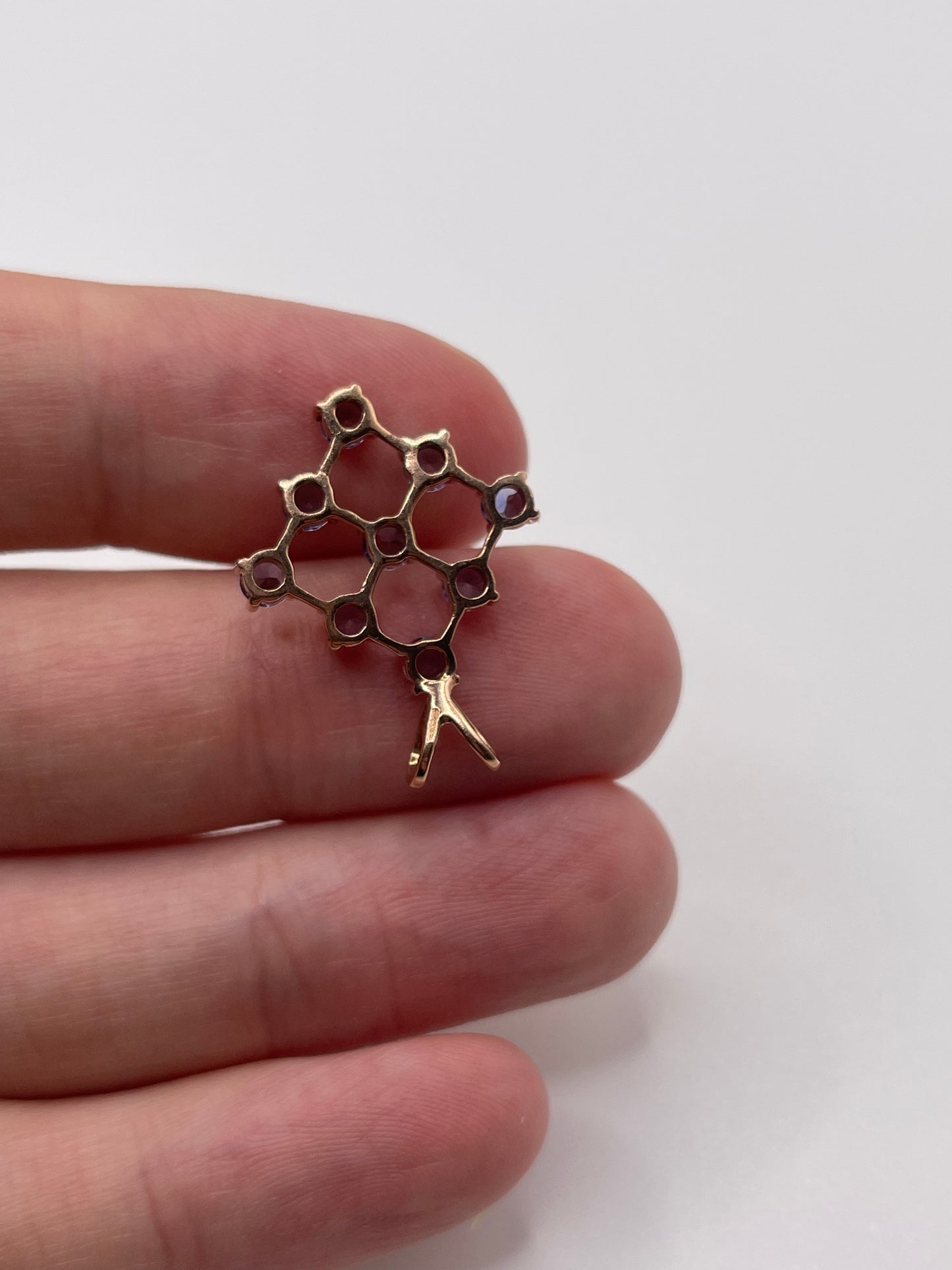 9ct rose gold iolite pendant