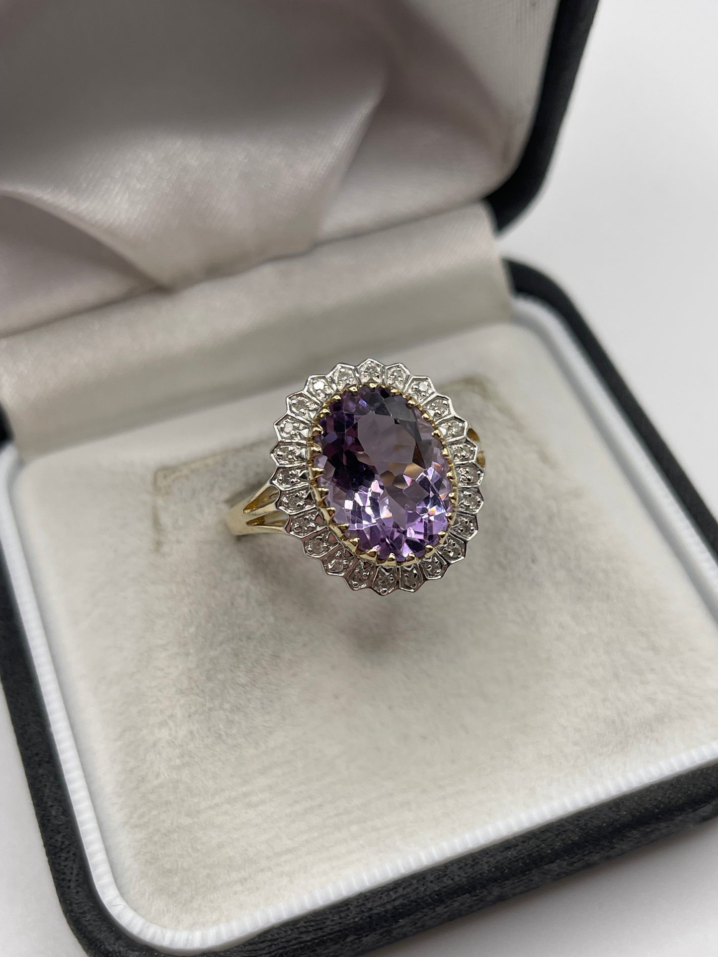 9ct gold amethyst and diamond ring