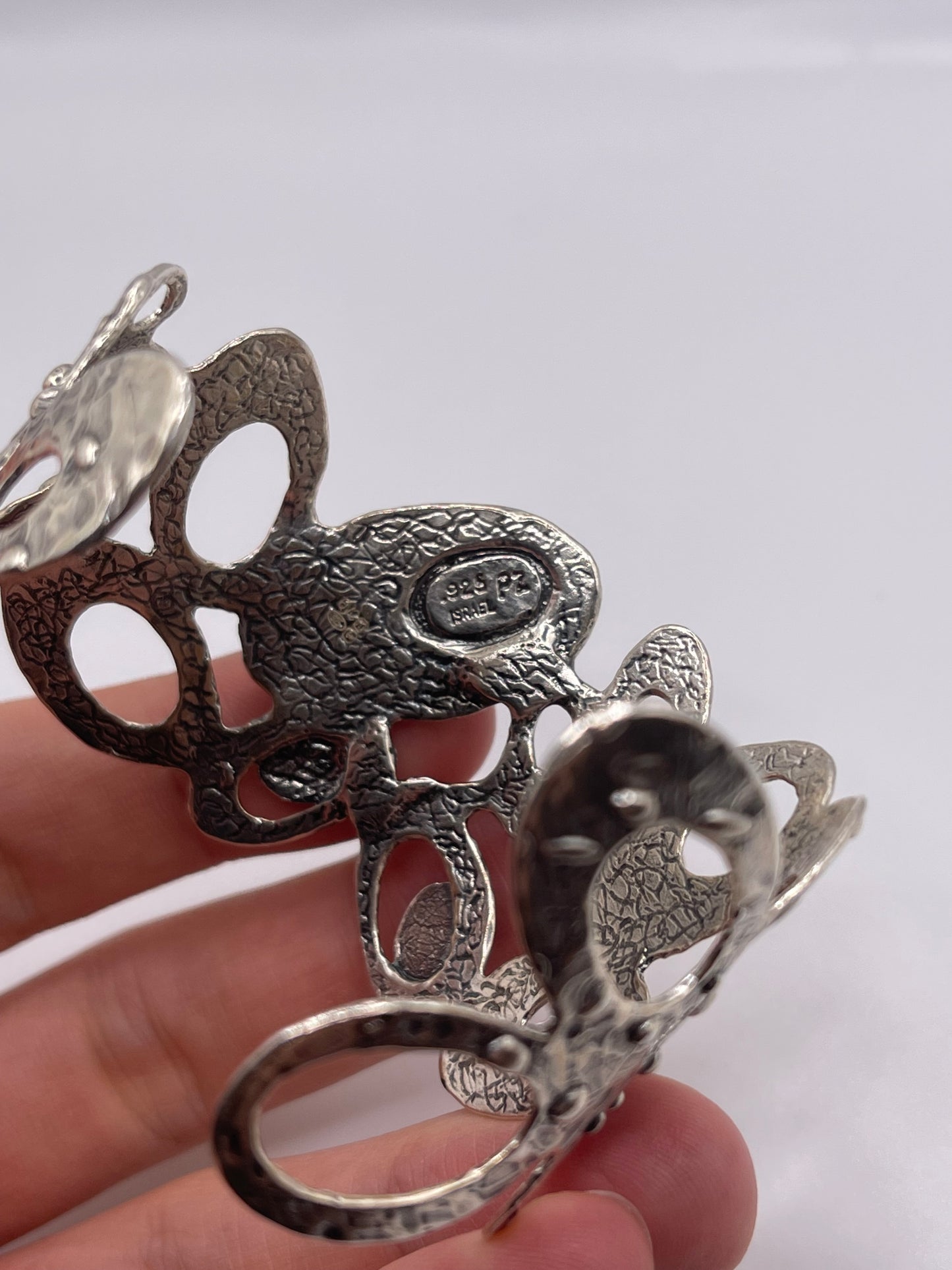 Silver gemstone bangle