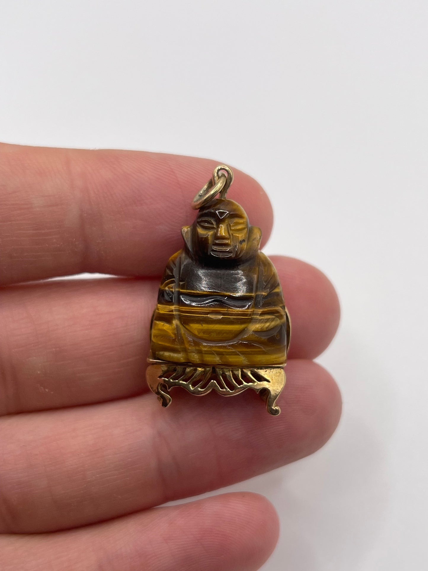 9ct gold tigers eye Buddha pendant
