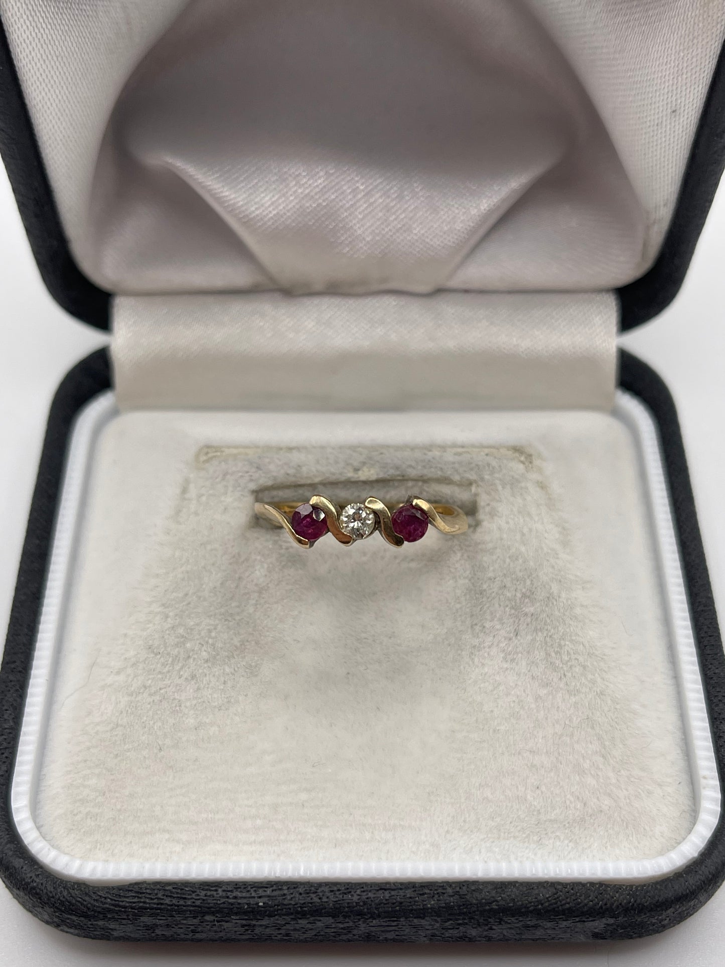 9ct gold ruby and diamond ring
