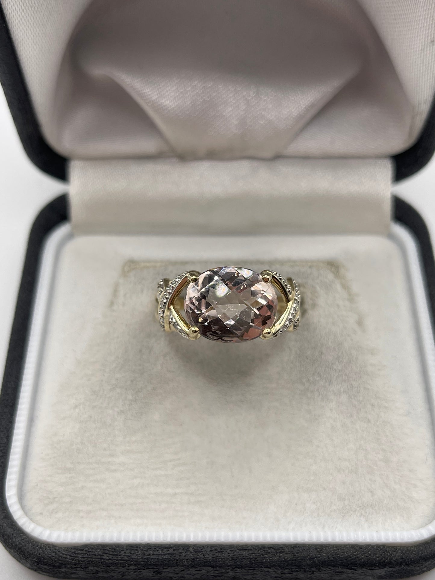 9ct gold kunzite and diamond ring