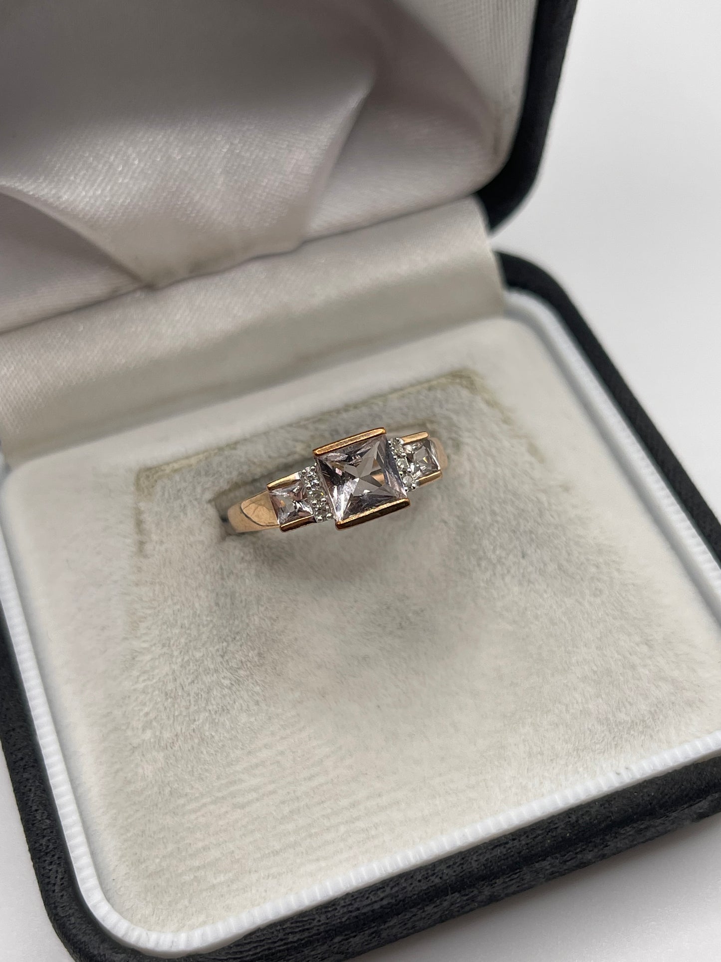 9ct rose gold morganite and diamond ring