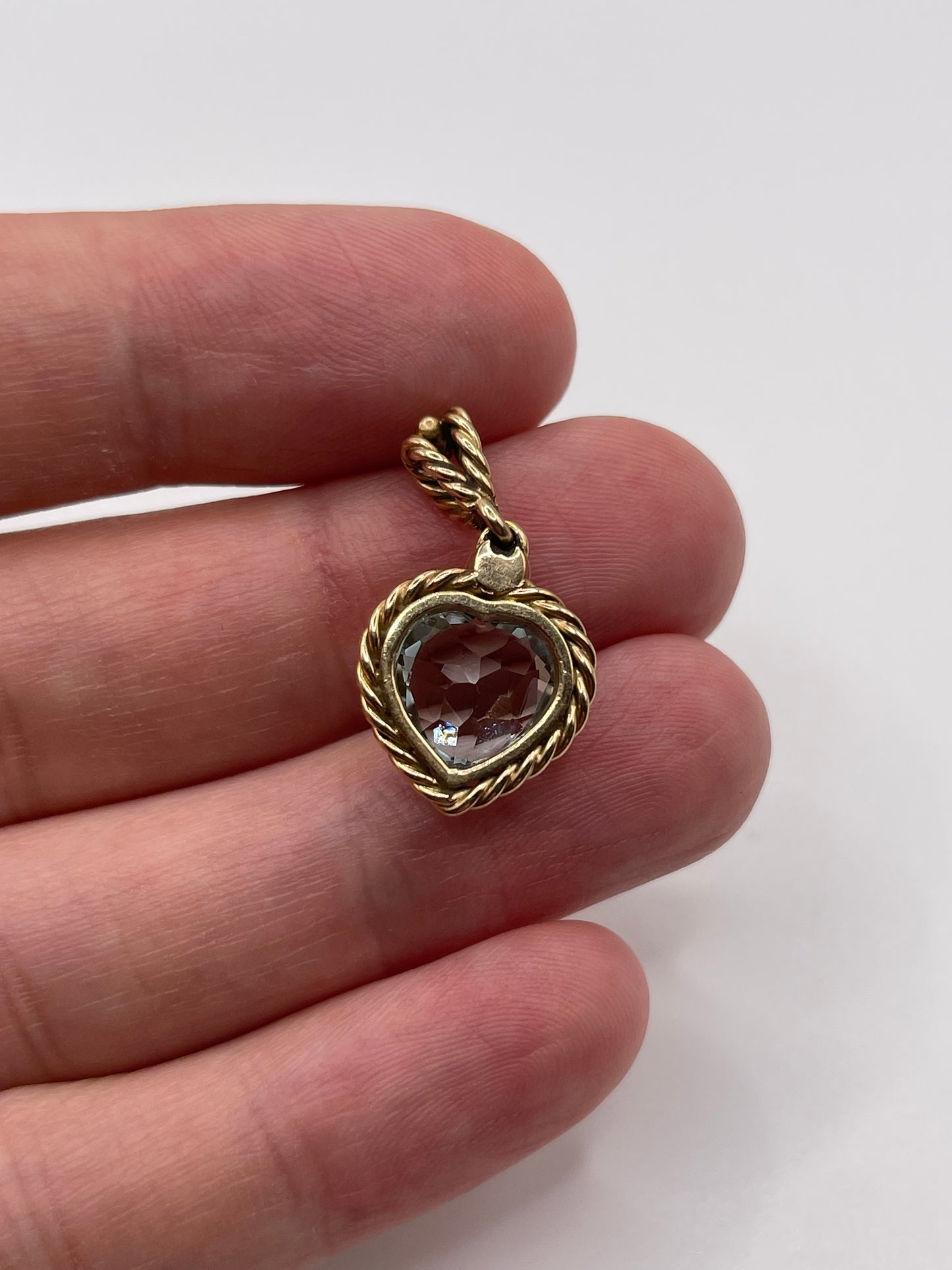 9ct gold topaz and pearl pendant