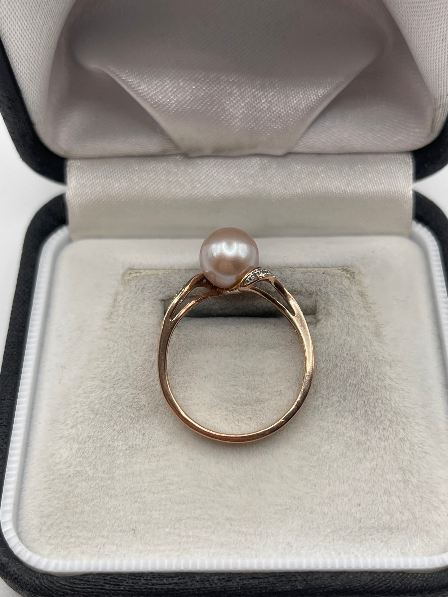 9ct rose gold pearl and diamond ring