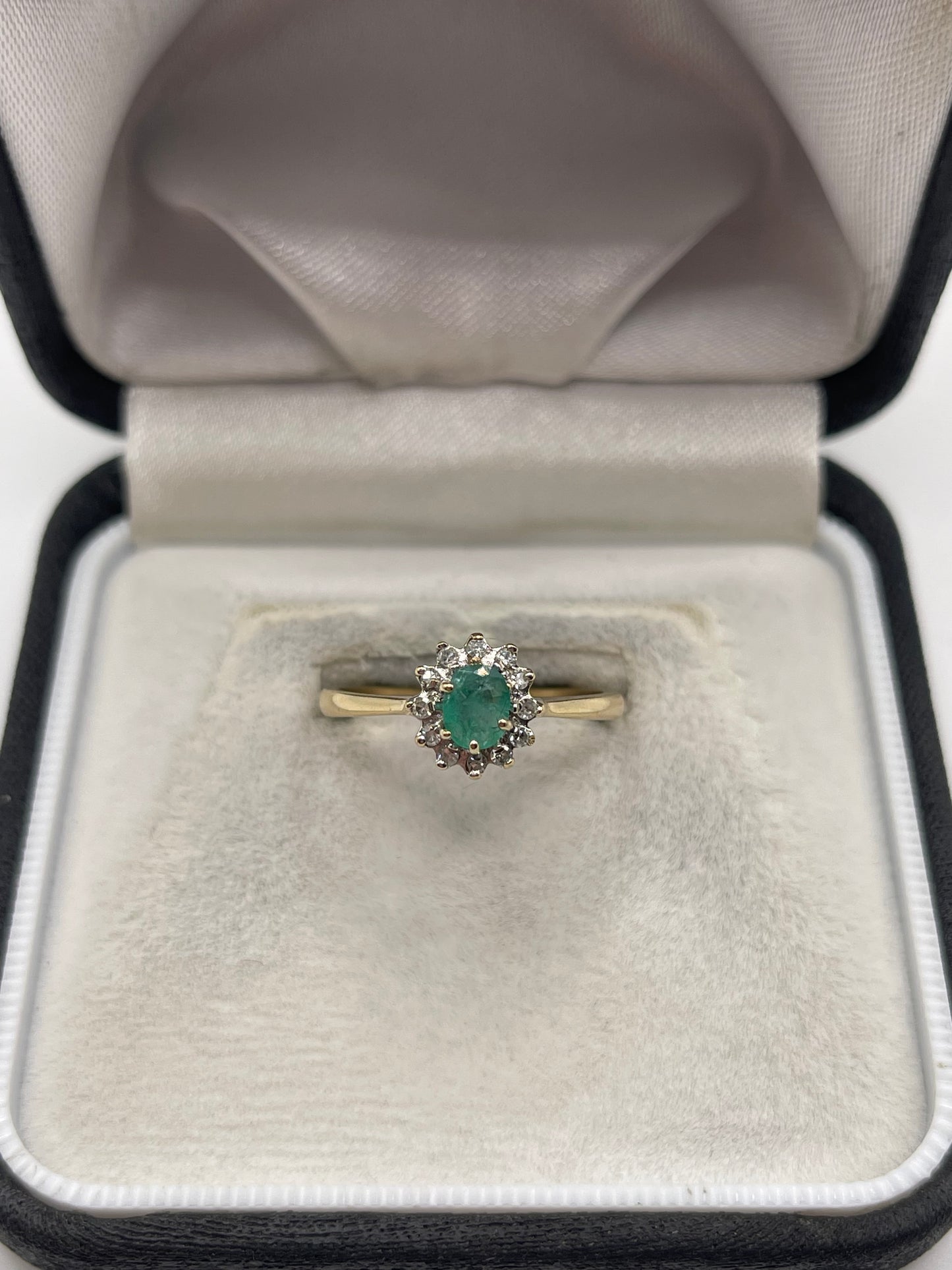 9ct gold emerald and diamond ring