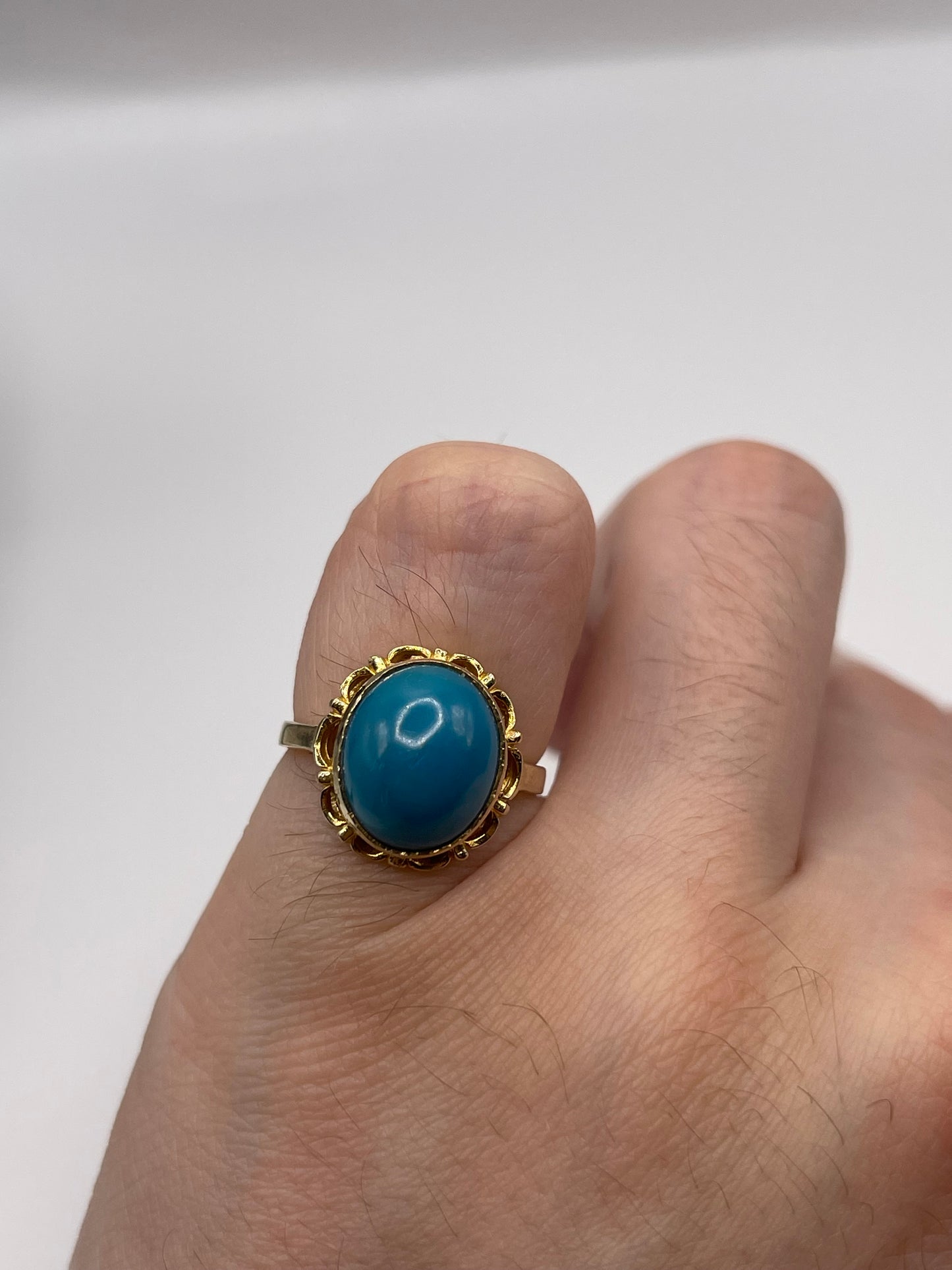 9ct gold gemstone ring