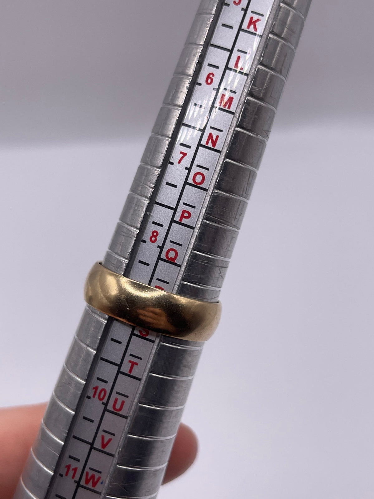9ct gold band