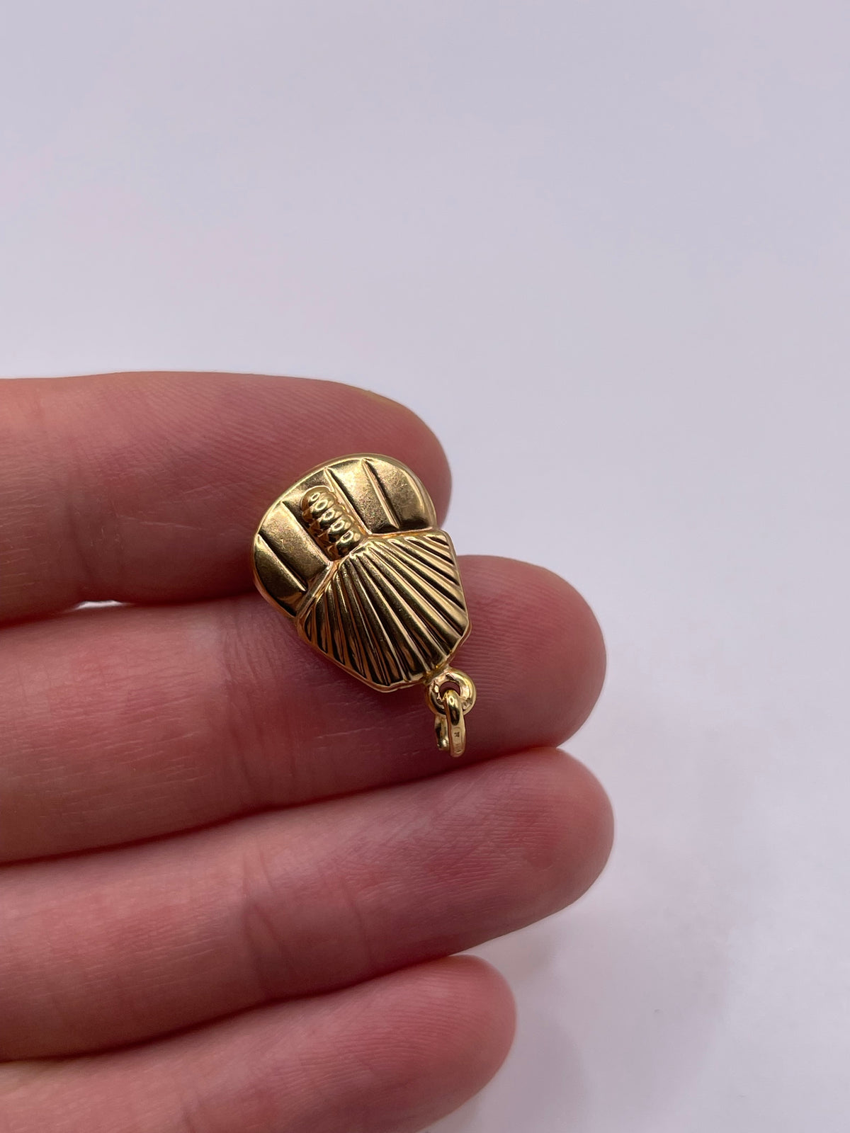 9ct gold Tutankhamen charm