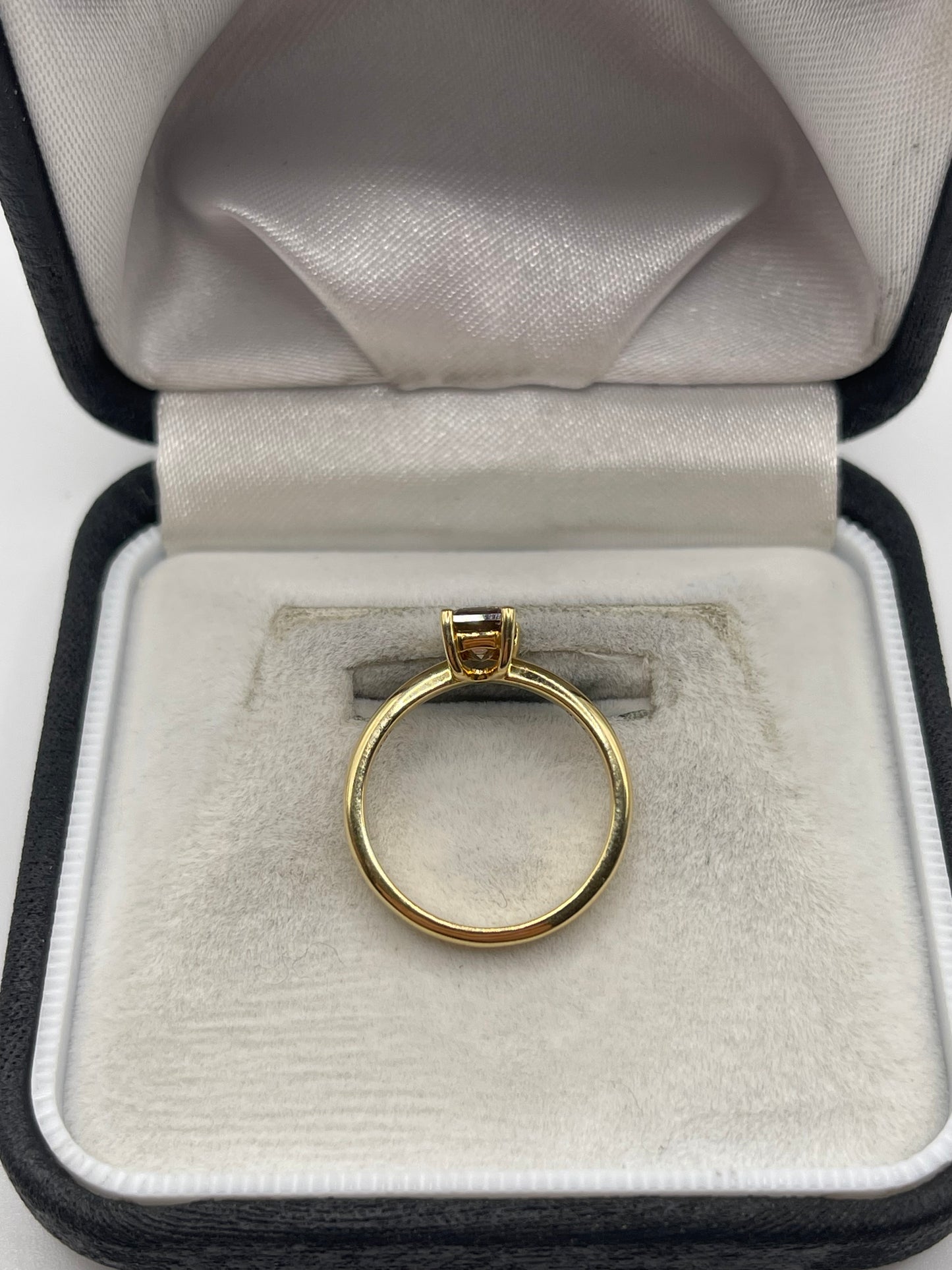 18ct gold 1ct cognac diamond ring