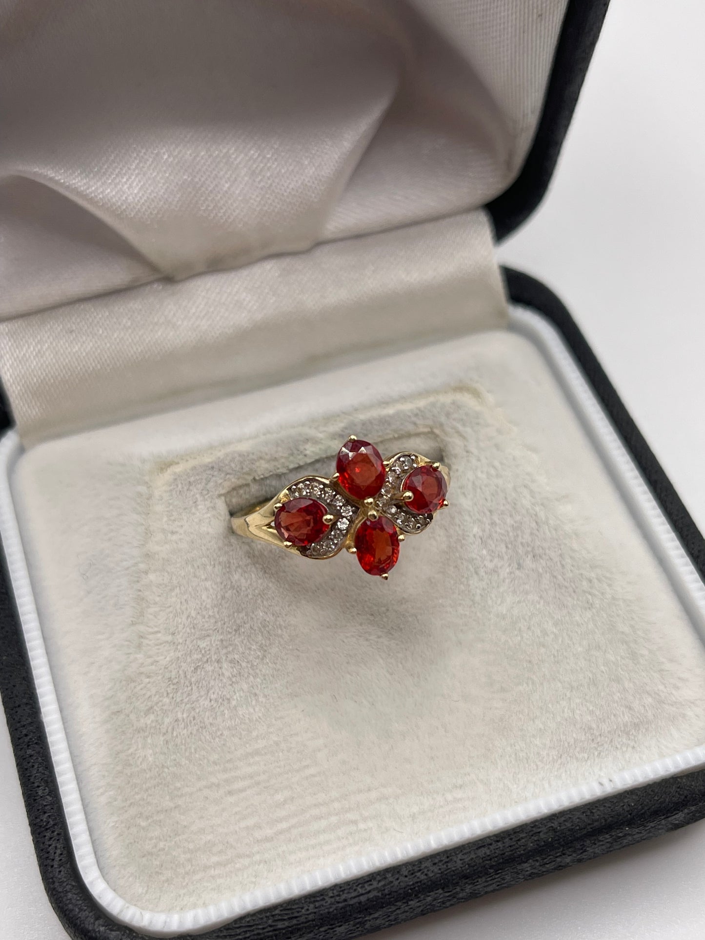 9ct gold spinel and zircon ring