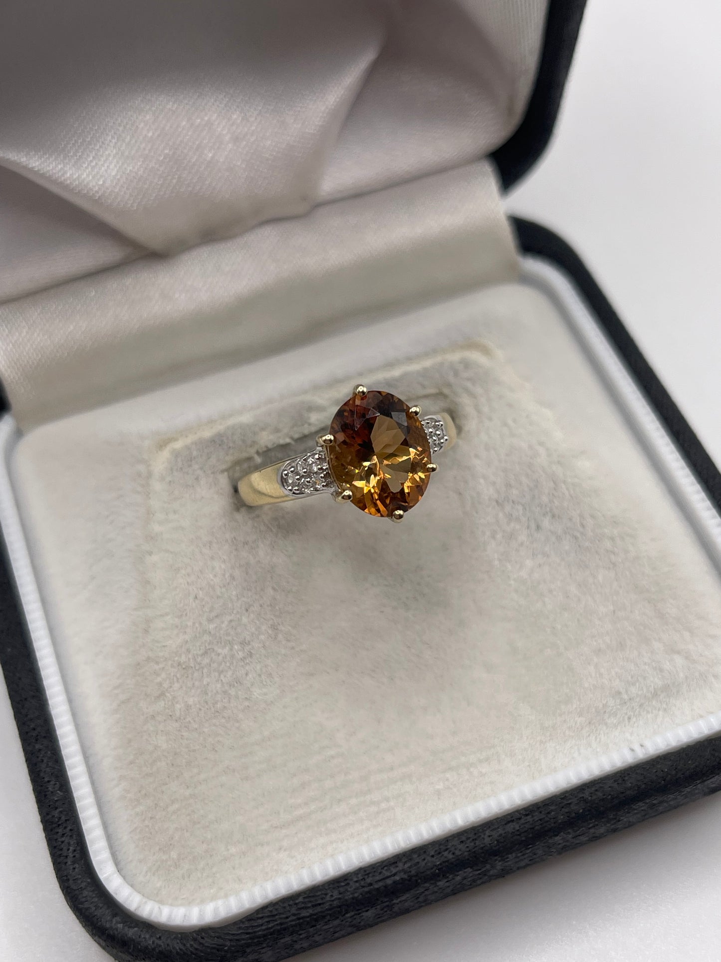 9ct gold quartz and zircon ring