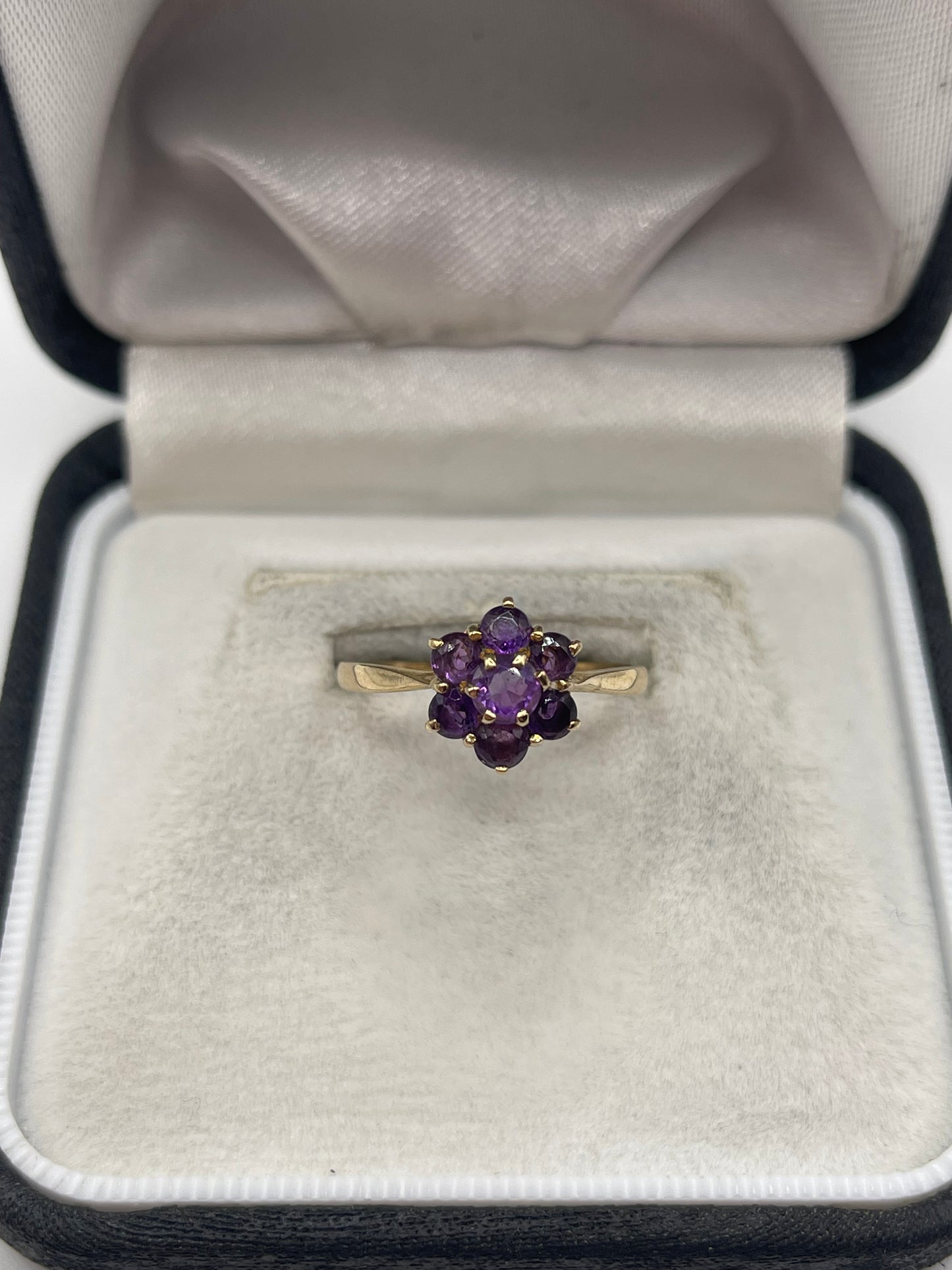 9ct gold amethyst cluster ring