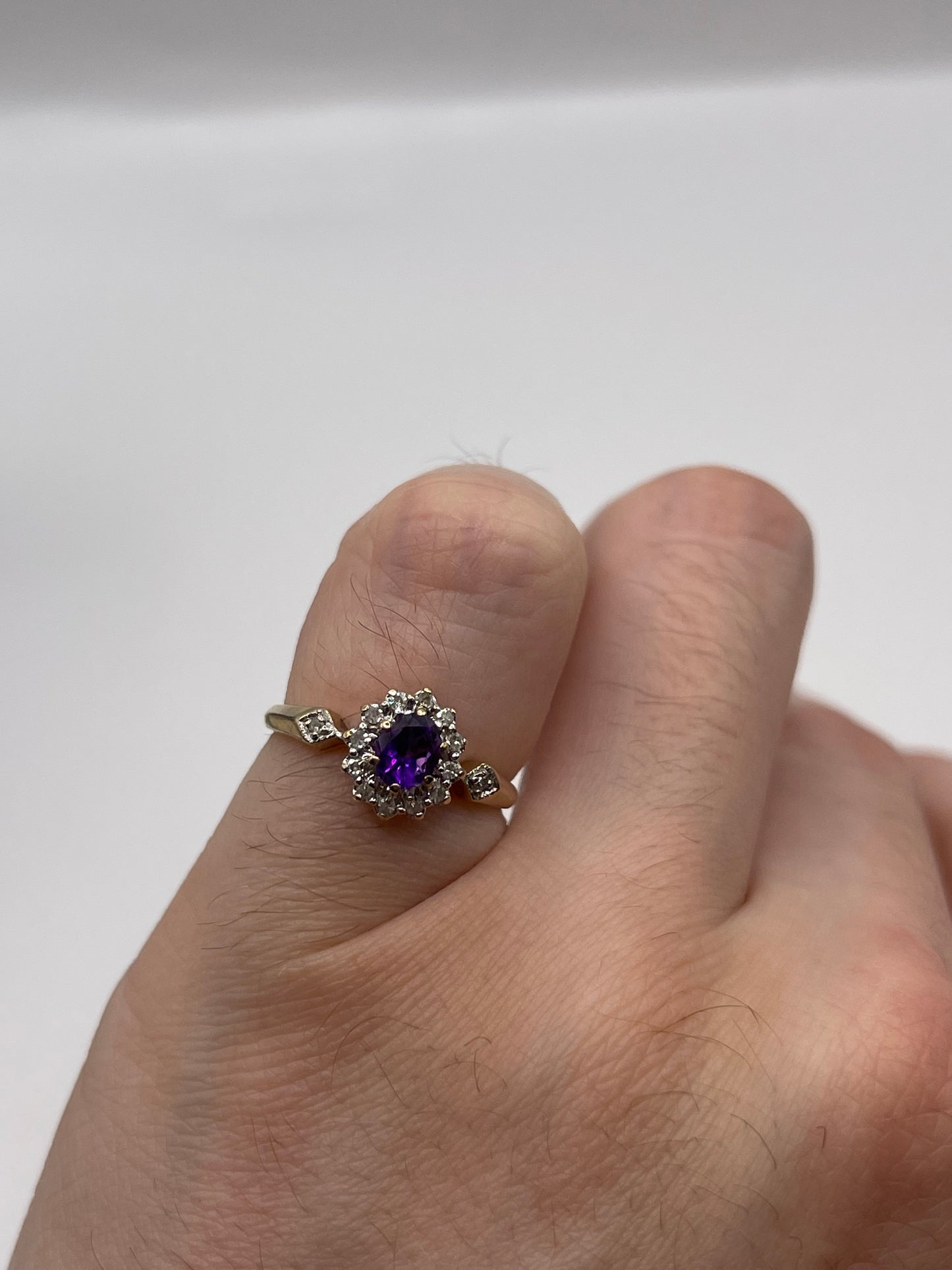 9ct gold amethyst and diamond ring