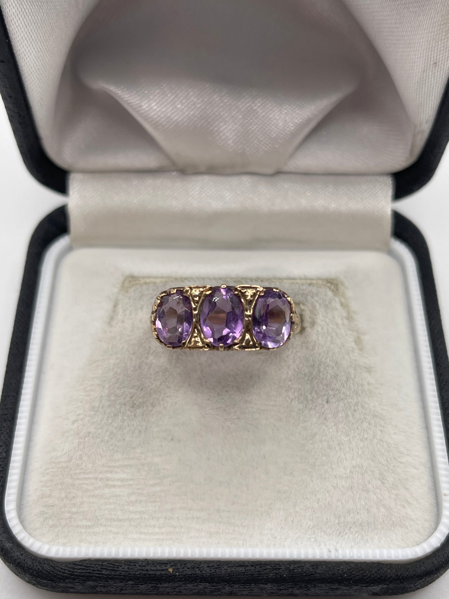 9ct gold amethyst ring