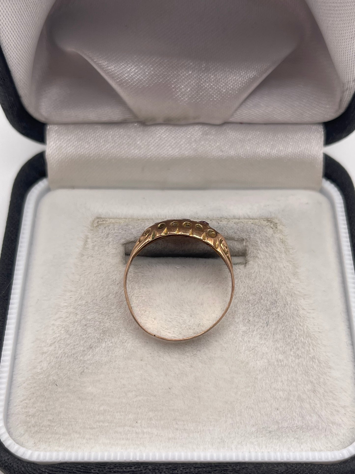 Antique 9ct rose gold paste ring