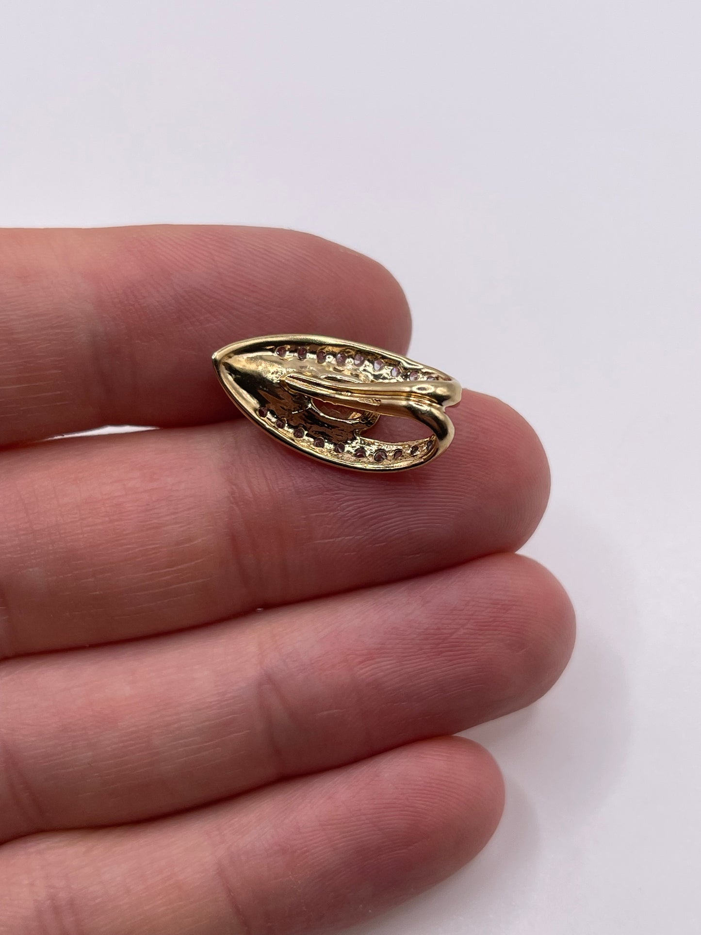 9ct gold quartz and zircon pendant