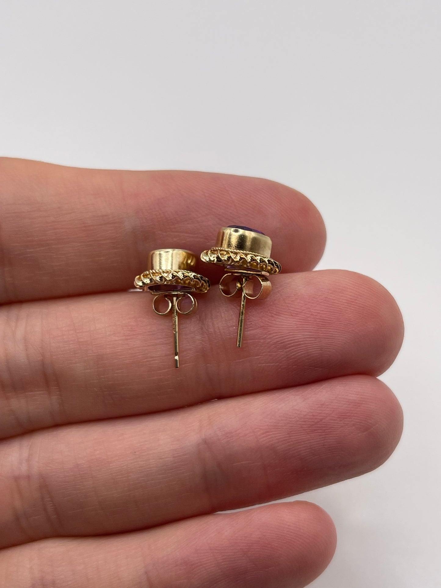 9ct gold amethyst earrings