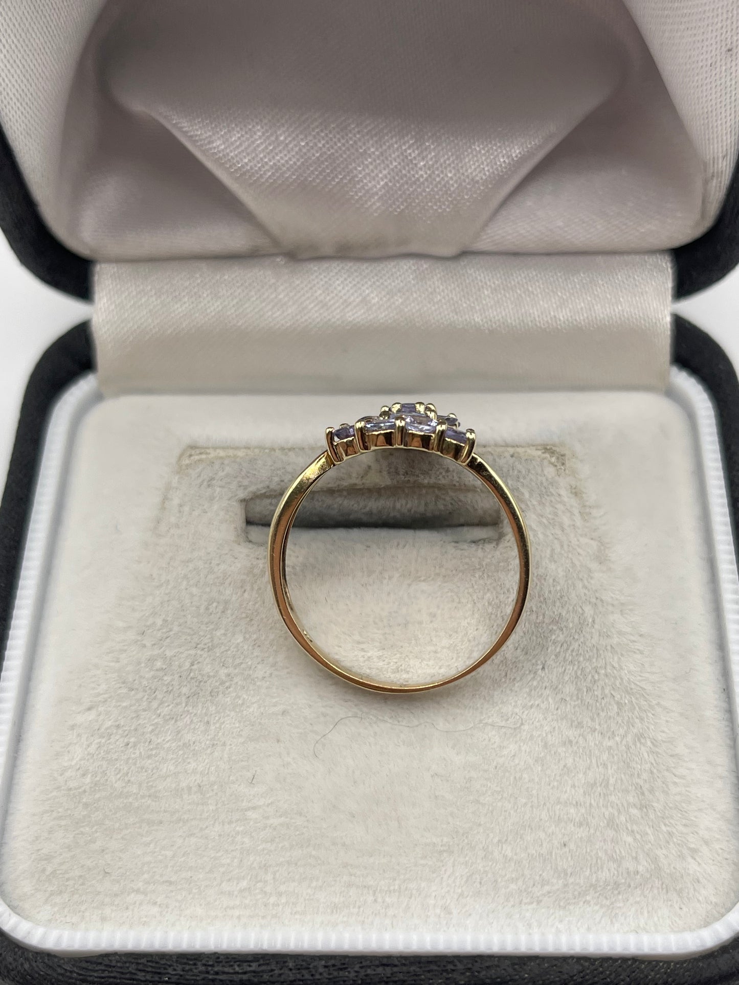 9ct gold tanzanite cluster ring