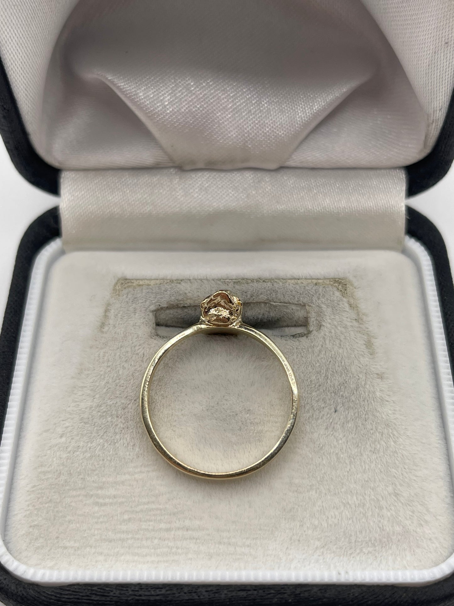 9ct gold skull ring